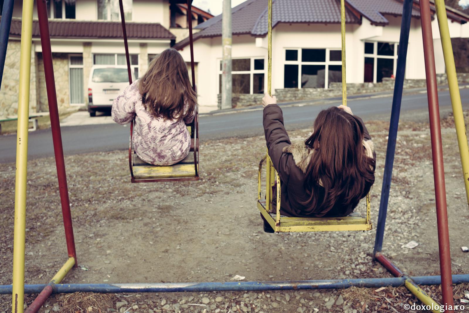 Să nu dăm vina pe copilăria noastră!