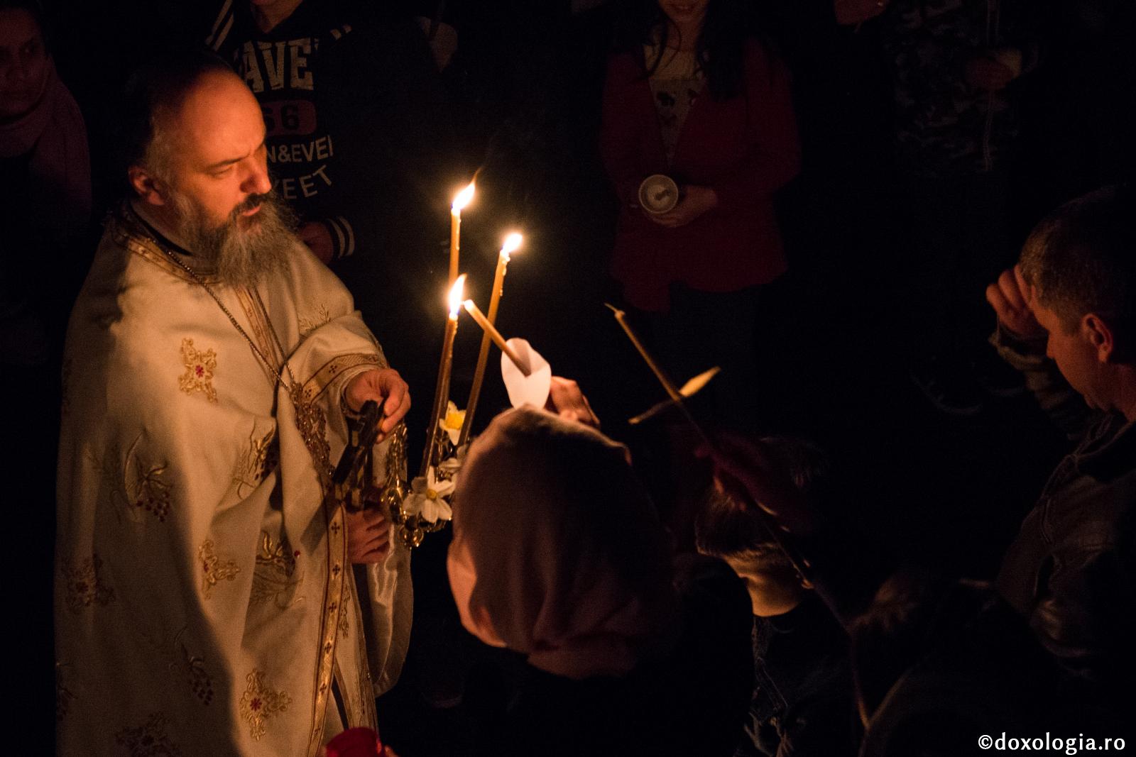 Rămânând liberi moral, ne desăvârşim şi ne sfinţim...