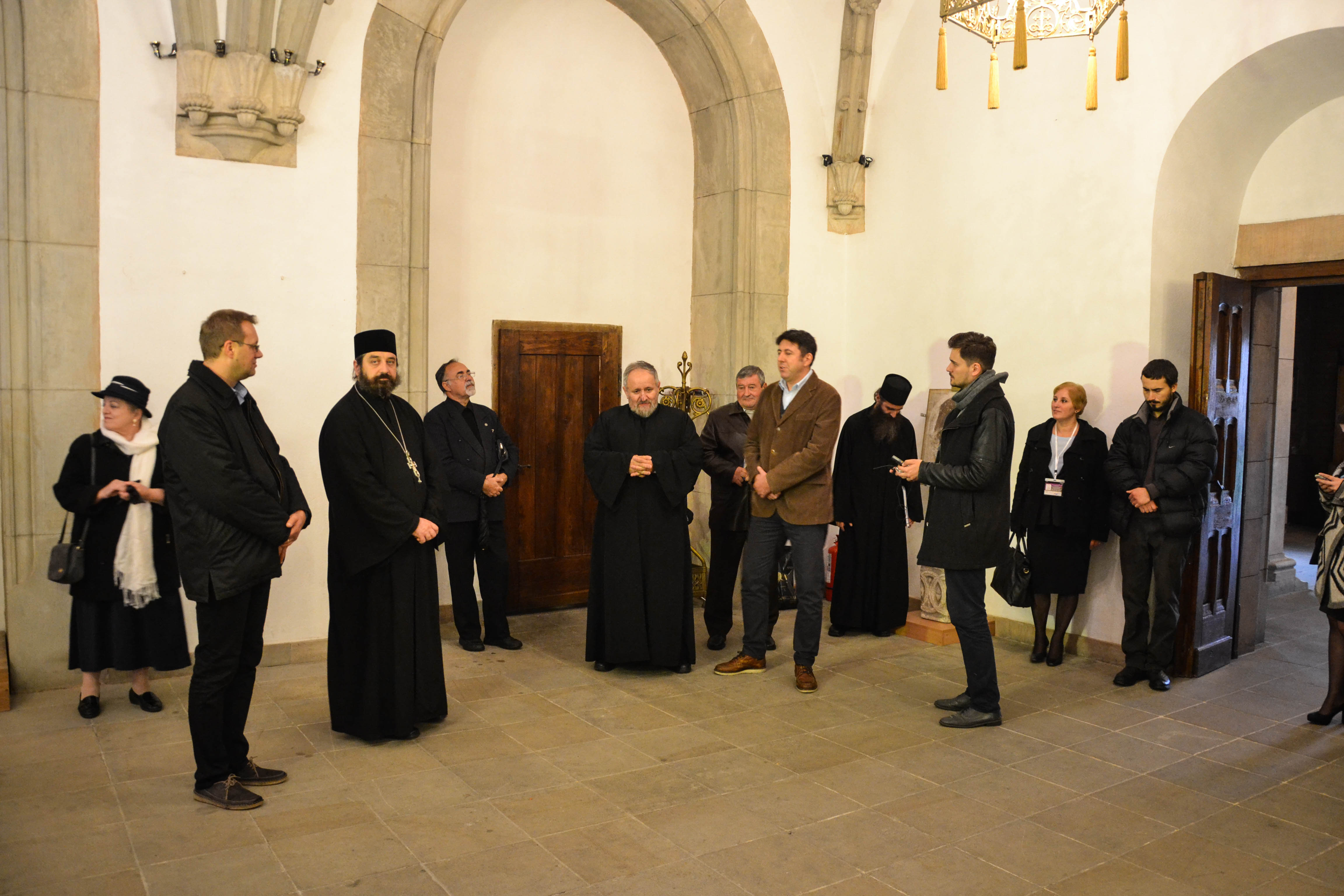 Albumul „Ceruri” – un pelerinaj vizual spre locurile în care cerurile spun slava lui Dumnezeu