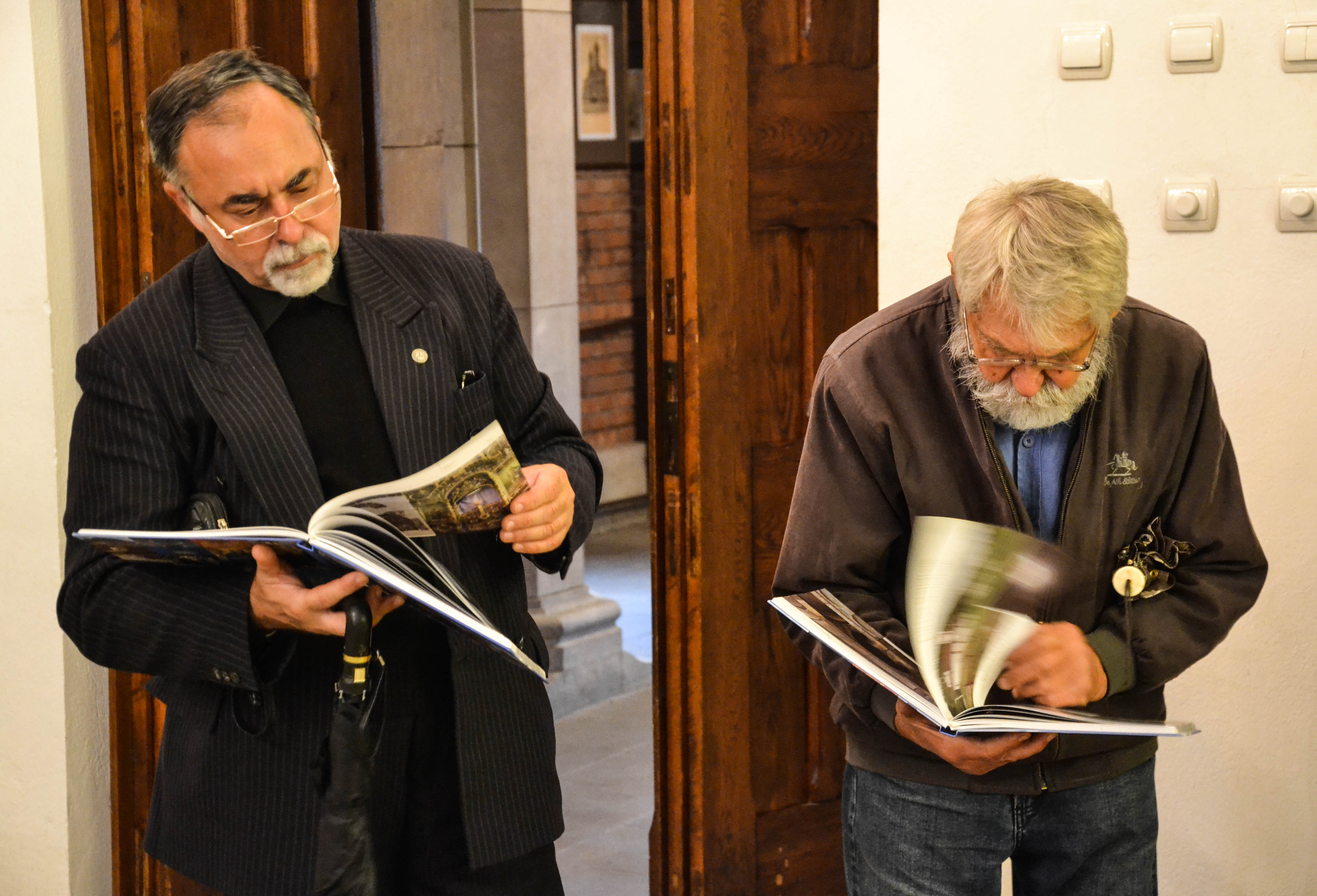 Albumul „Ceruri” – un pelerinaj vizual spre locurile în care cerurile spun slava lui Dumnezeu