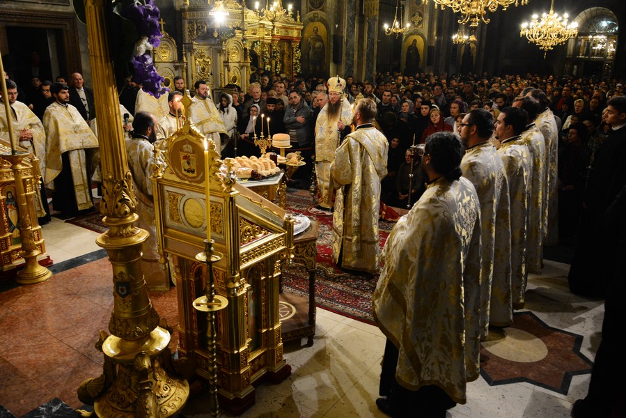 Priveghere în cinstea Sfintei Parascheva