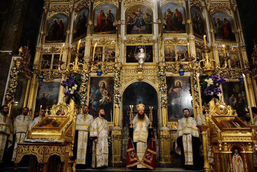 Priveghere în cinstea Sfintei Parascheva