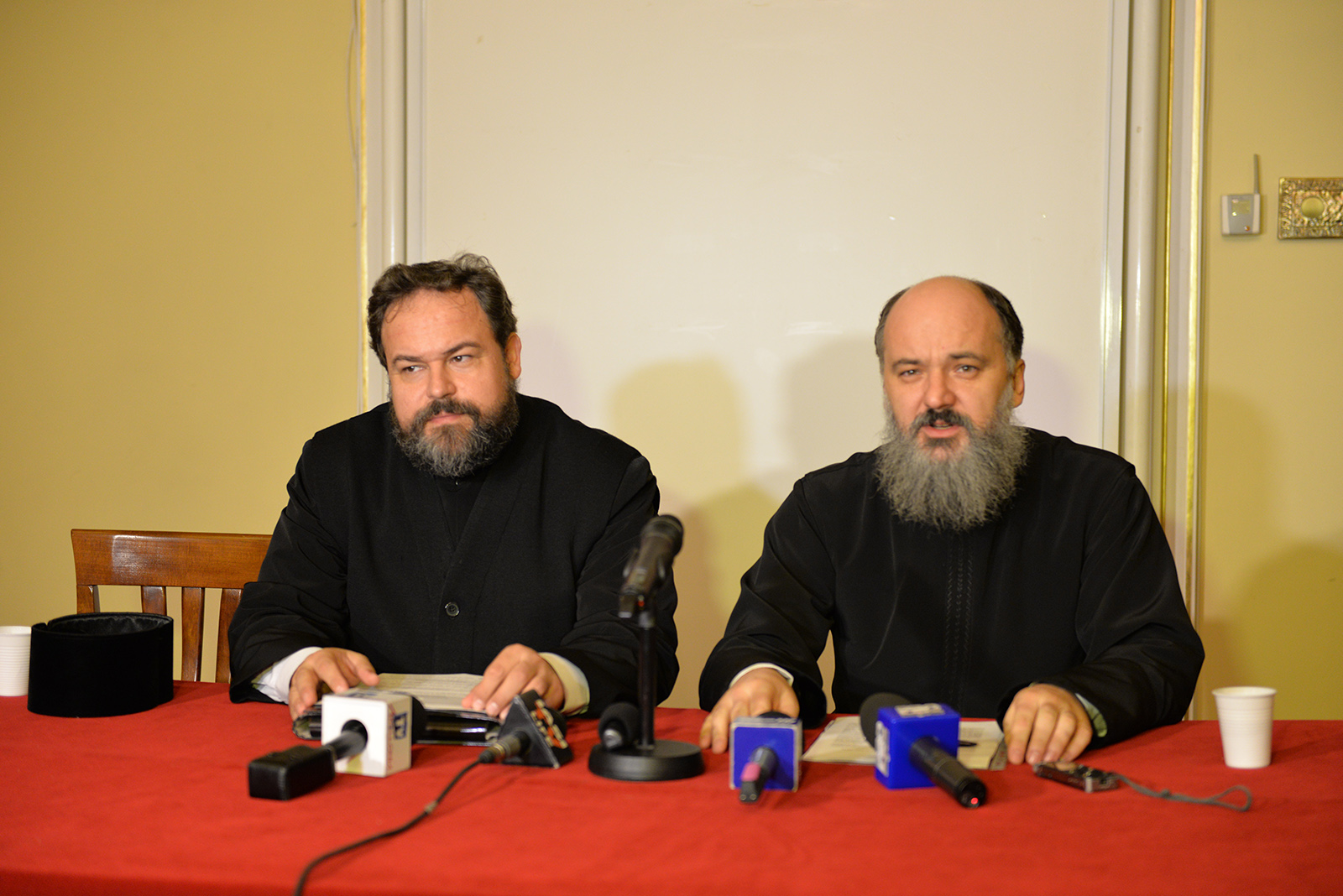 Trei sfinți și o lecție de credință – la hramul Cuvioasei Parascheva de la Iași