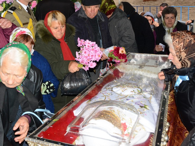 „Am simţit multă bunătate la racla Sfintei”