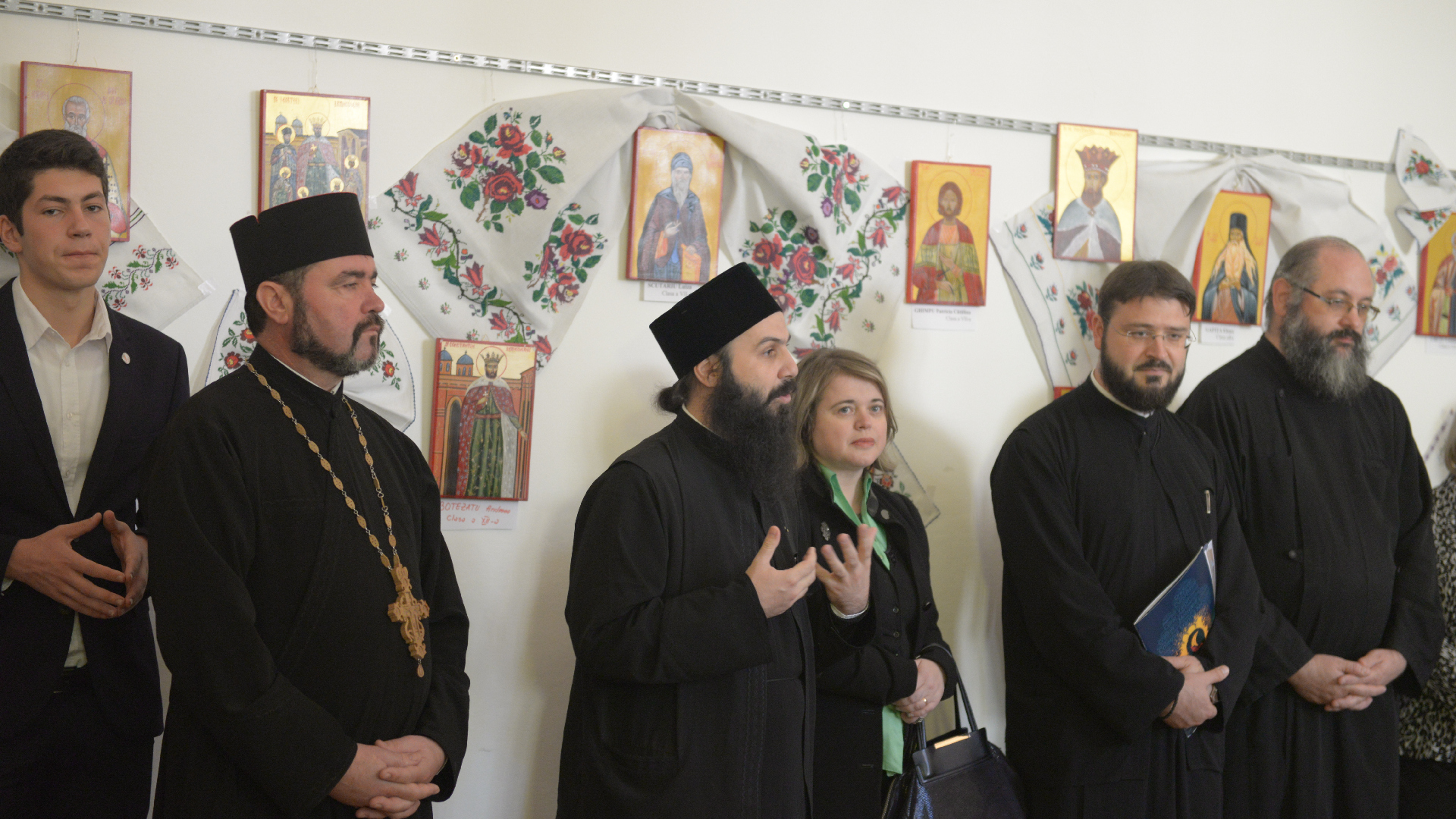 Expoziția „Sfânta Cuvioasă Parascheva și universul credinței”