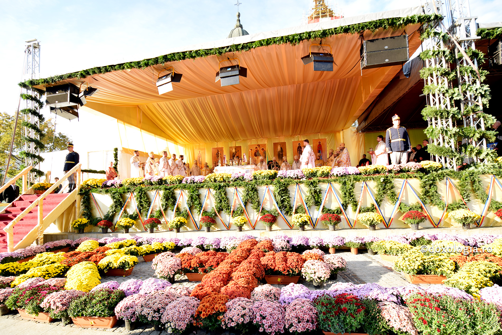 Mesajul de binecuvântare al Preafericitului Daniel, transmis pelerinilor prezenți la Liturghia hramului Sfintei Parascheva