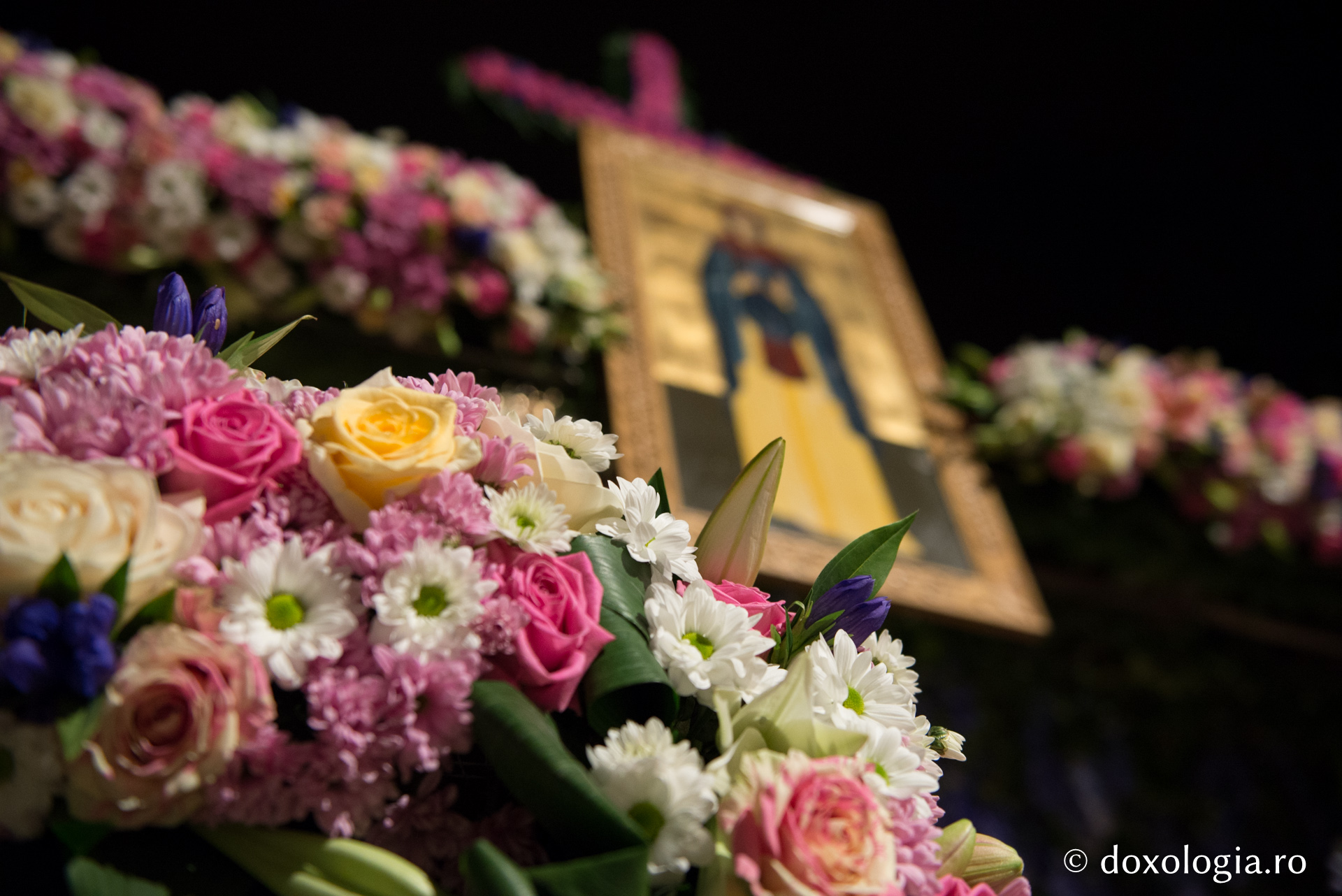 „Sfânta Parascheva s-a ridicat şi m-a binecuvântat”