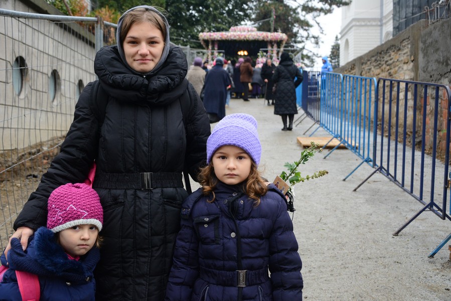 La Sfânta Parascheva, în semn de mulţumire