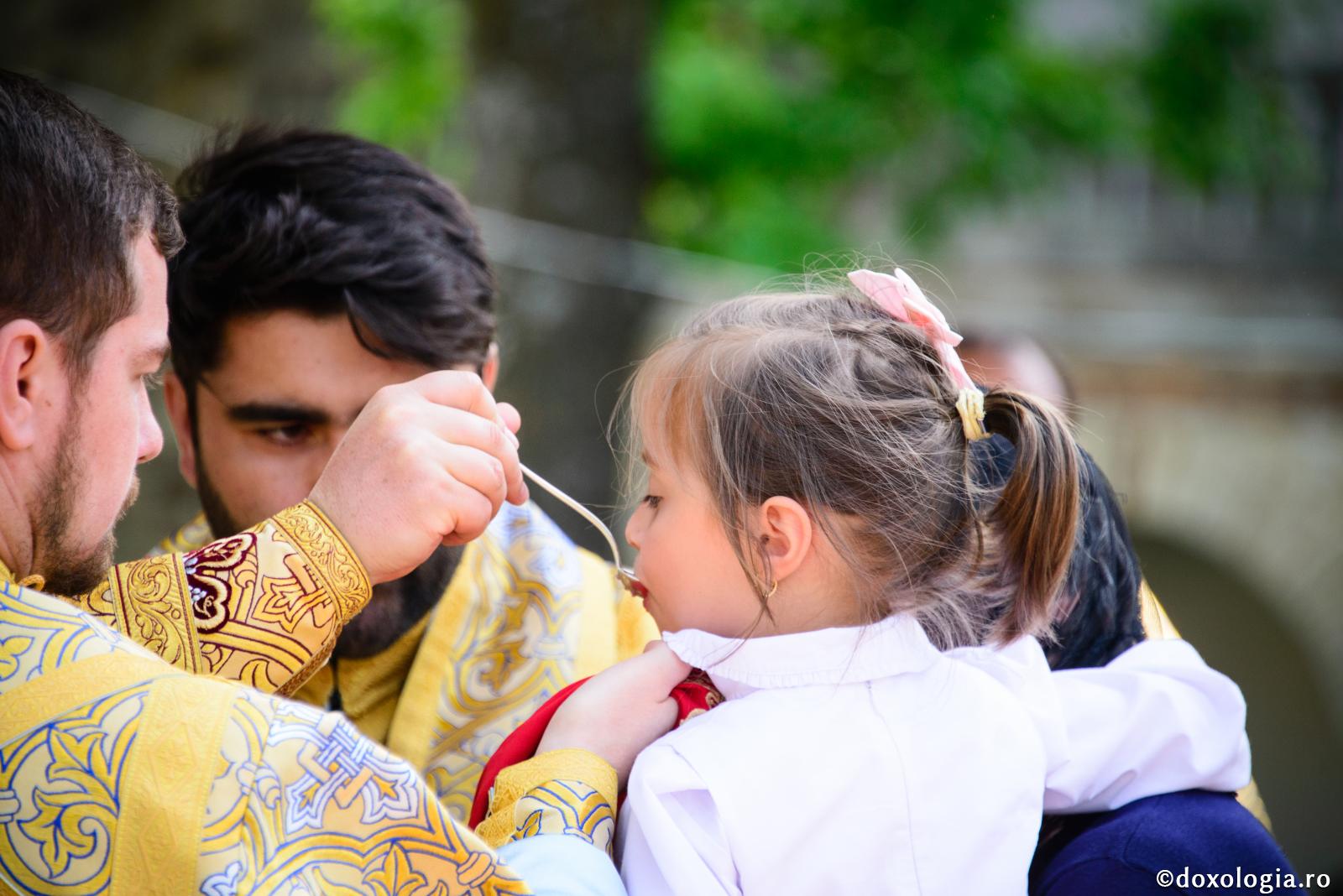 Sfânta Împărtăşanie să ne fie lapte duhovnicesc, spre Viaţa Veşnică