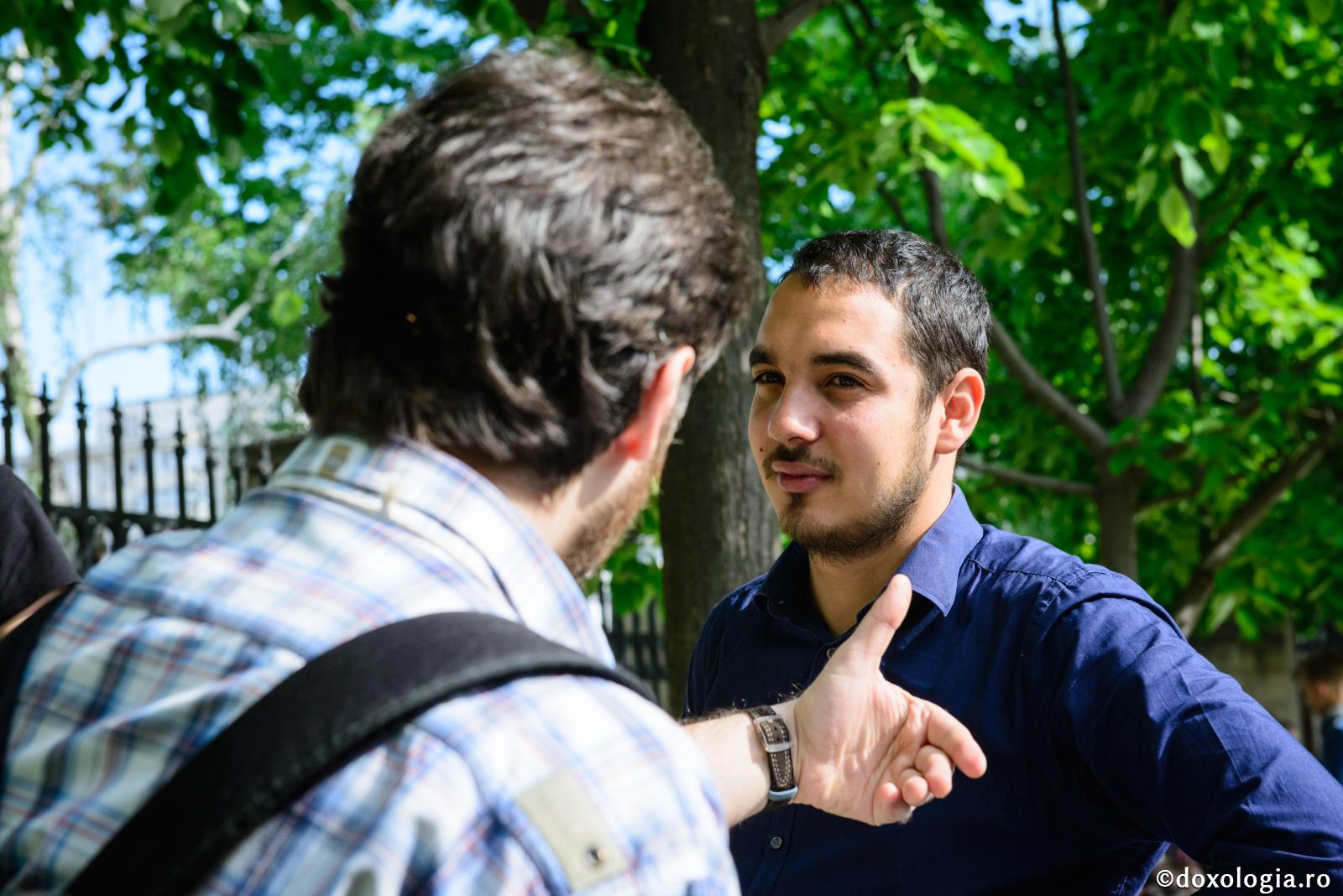 Oamenii uşor se influenţează în rău