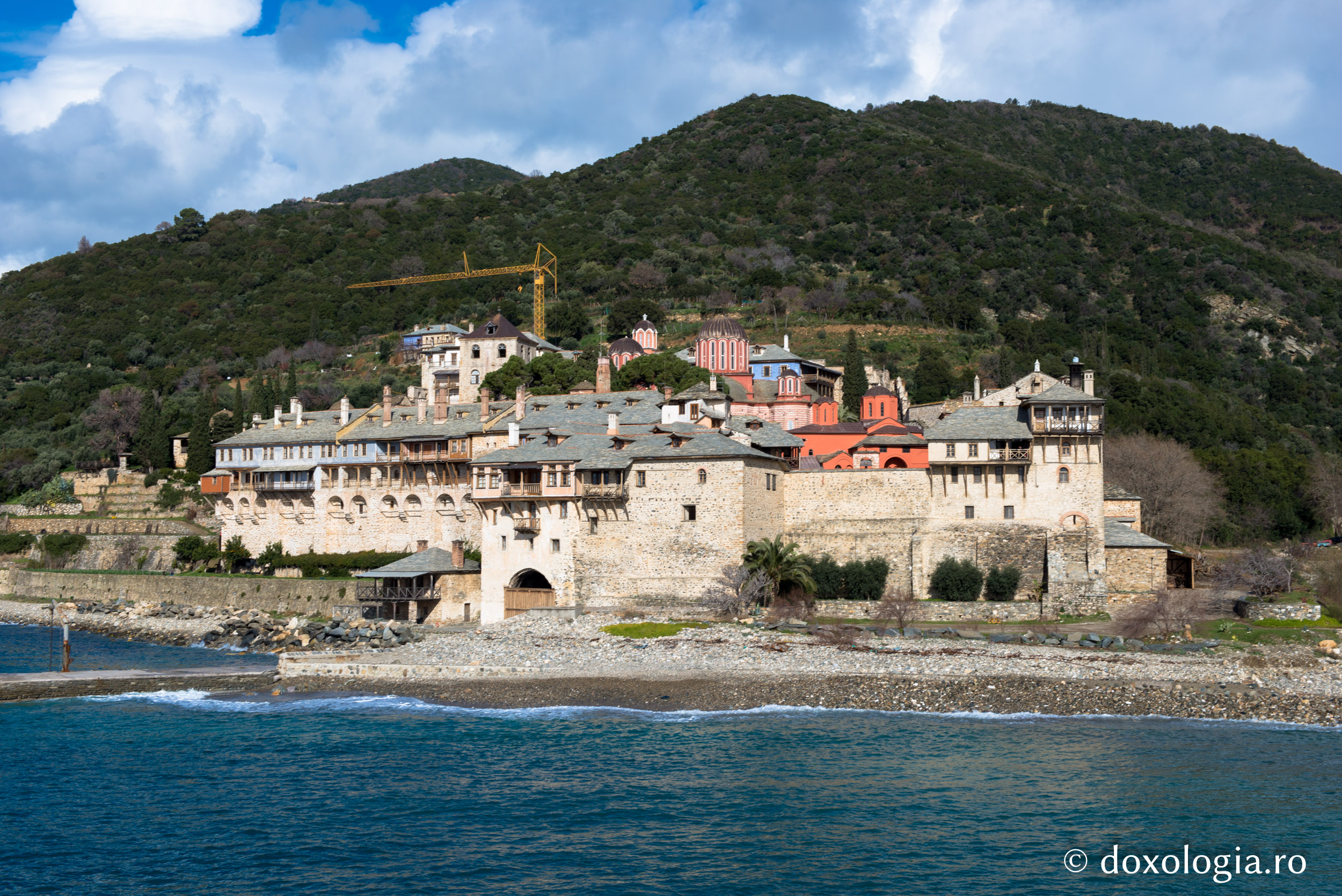 Mănăstirea Xenofont, Sfântul Munte Athos (Foto: Silviu Cluci) Mănăstirea Xenofont, Sfântul Munte Athos
