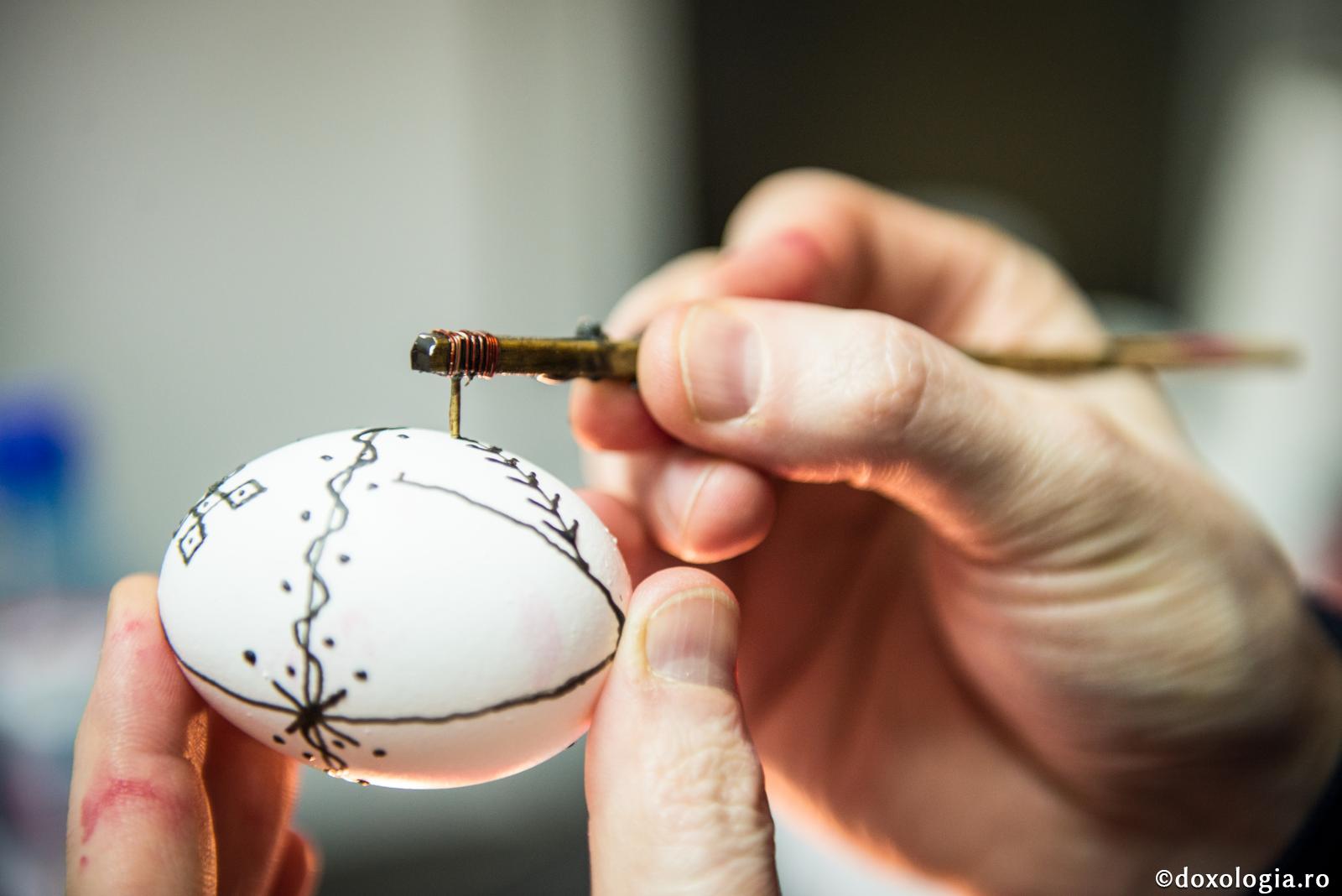 Meşteşugarul preface ceva murdar în ceva curat