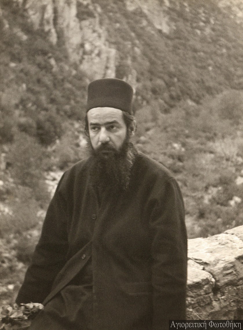 Părintele Teoclit Dionisiatul