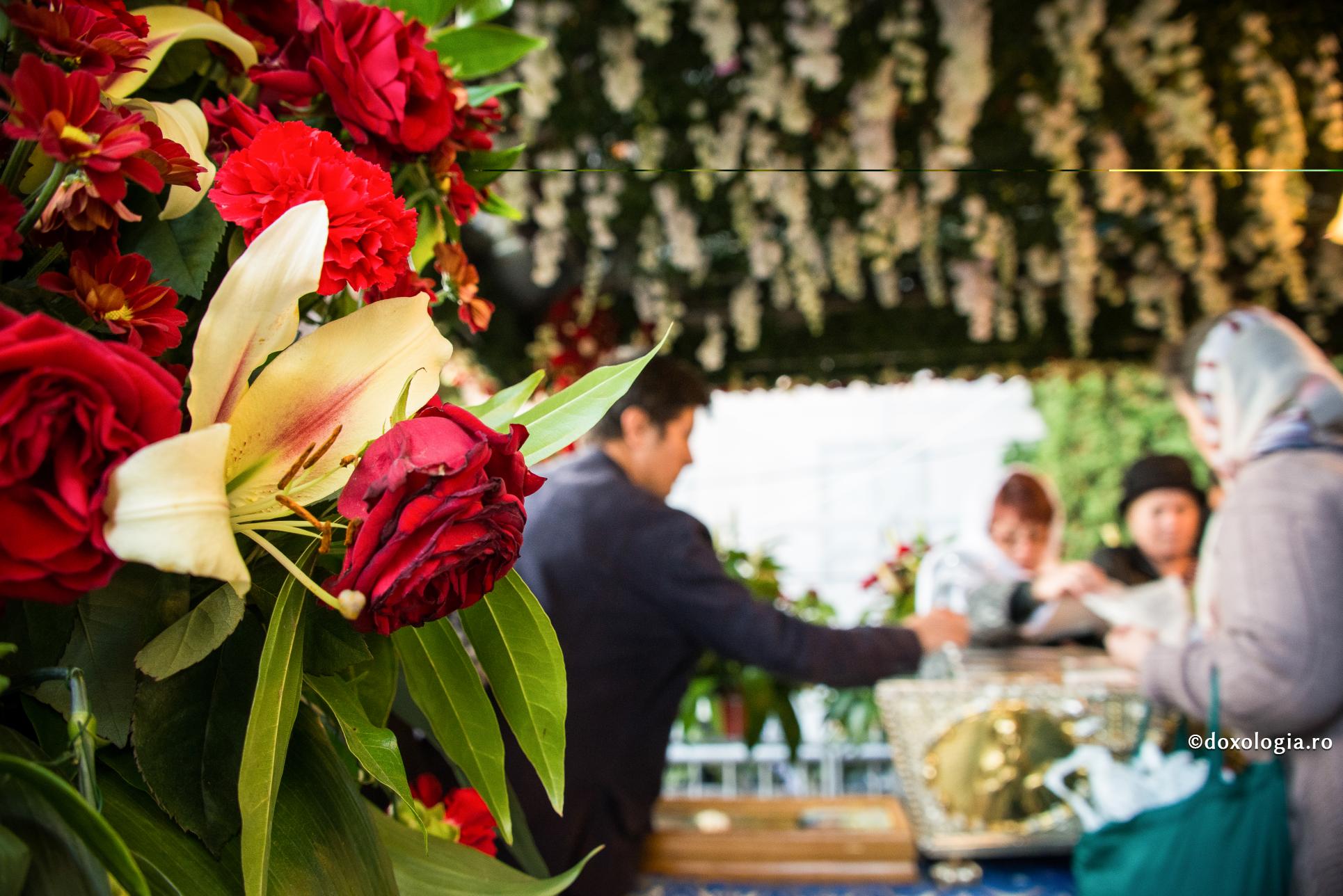 „Credinţa este o istorie a dragostei”