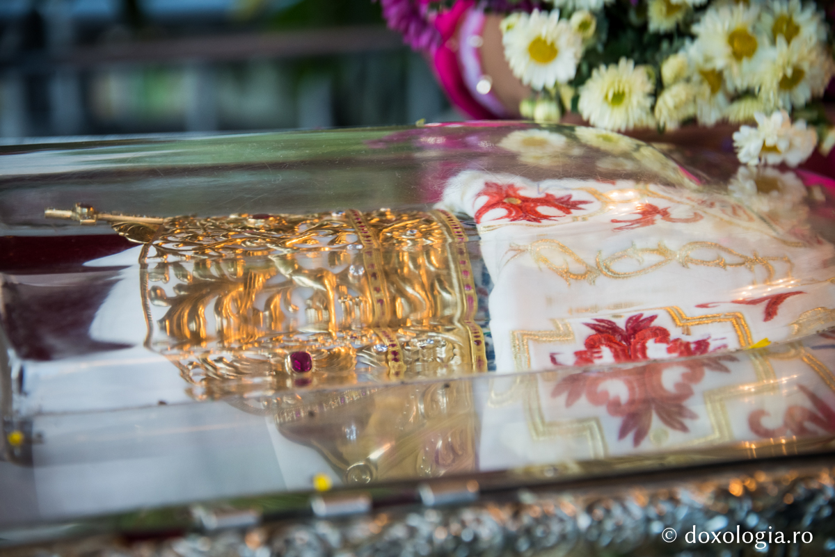 Foto: Oana Nechifor Nimeni nu m-a ajutat vreodată, așa cum m-a ajutat Sfânta Parascheva - mărturia unui jurnalist plecat în Londra