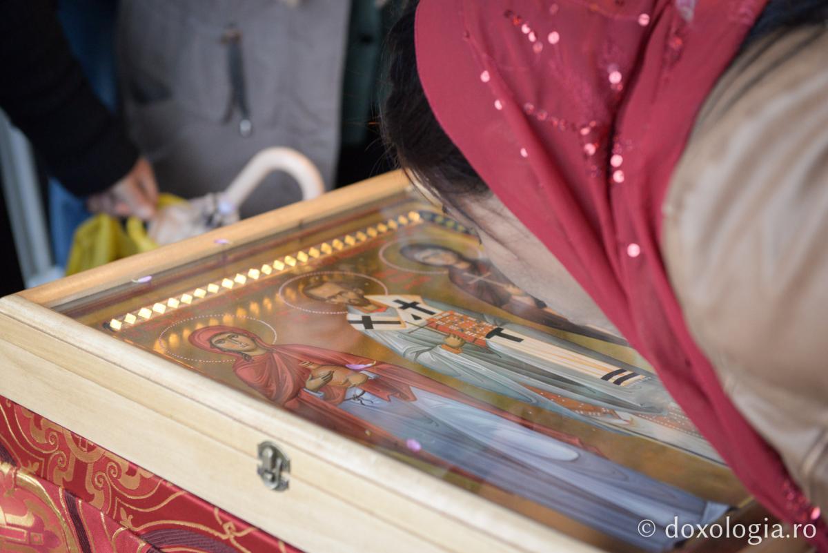 Stareţul Elisei: Să lăsăm în grija Sfintei Maria Magdalena durerile şi suferinţele noastre!