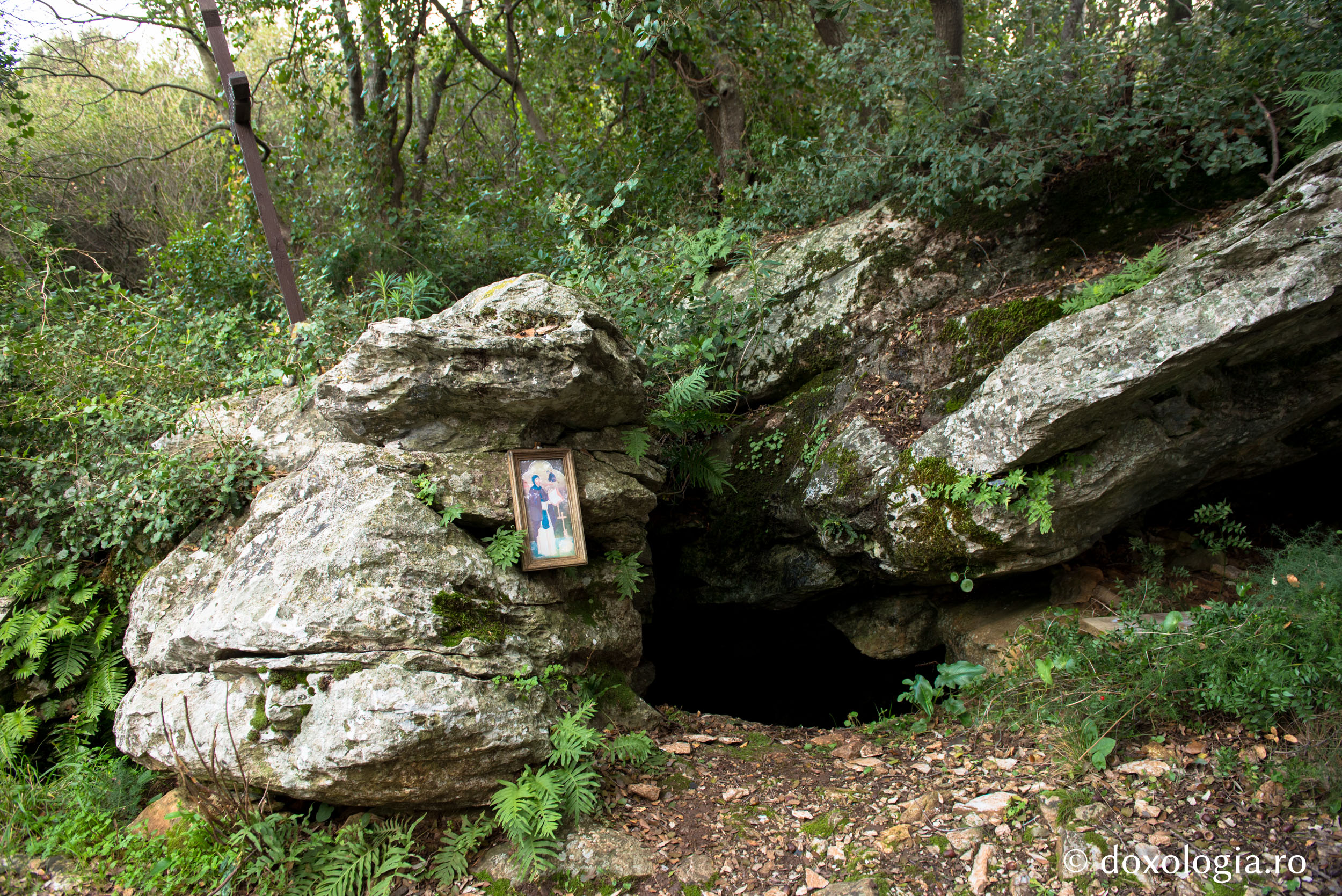 Peştera Sfântului Ioan Cucuzel – Athos