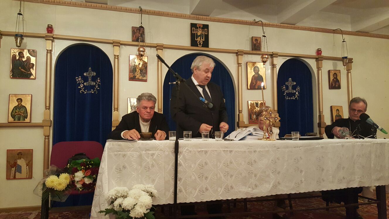 Întâlnire &quot;sub semnul poeziei şi al amintirilor&quot;, la Iaşi