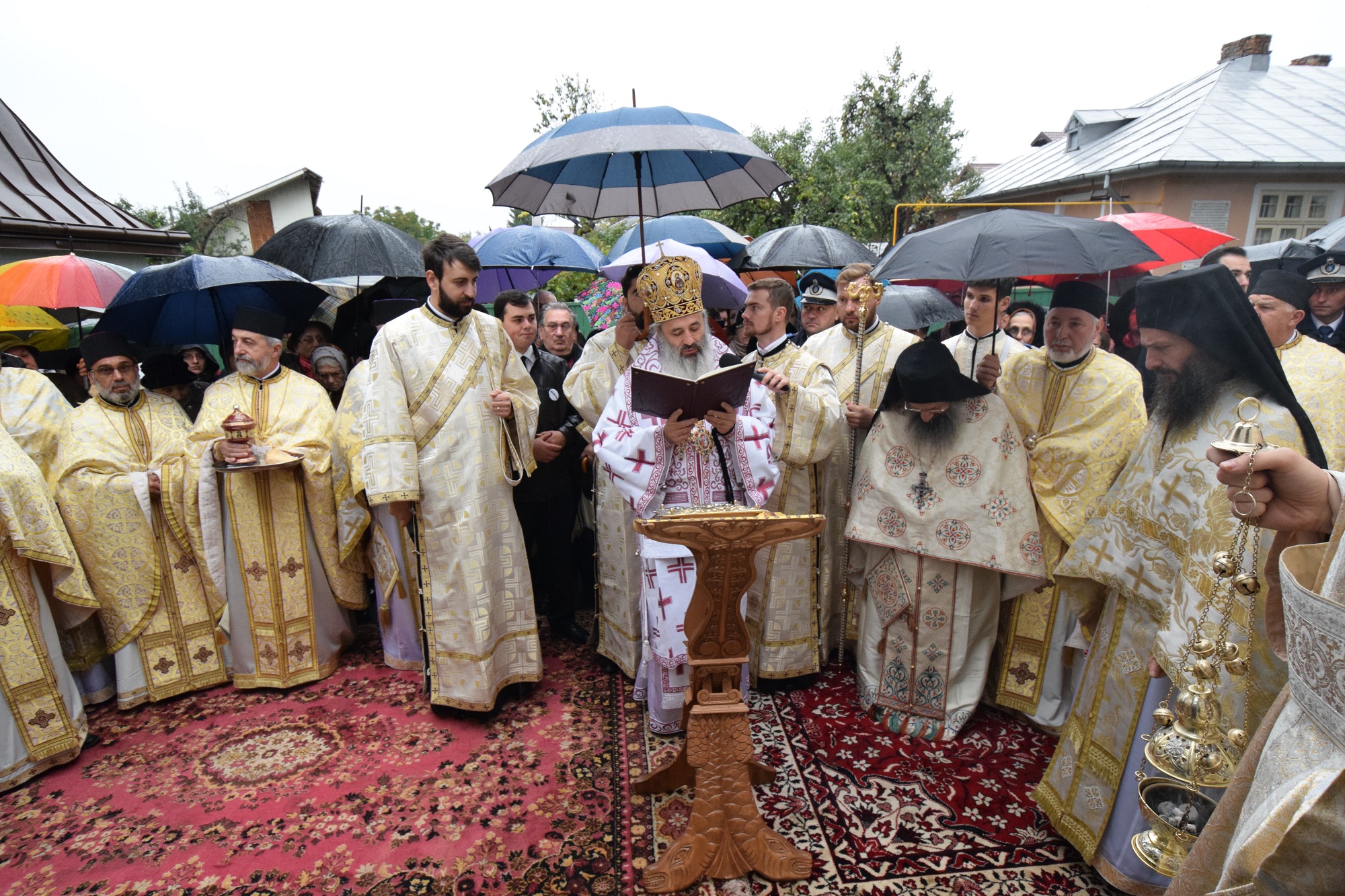 „Cuvântul lui Dumnezeu este sămânță; intră în inima noastră și se înrădăcinează acolo”