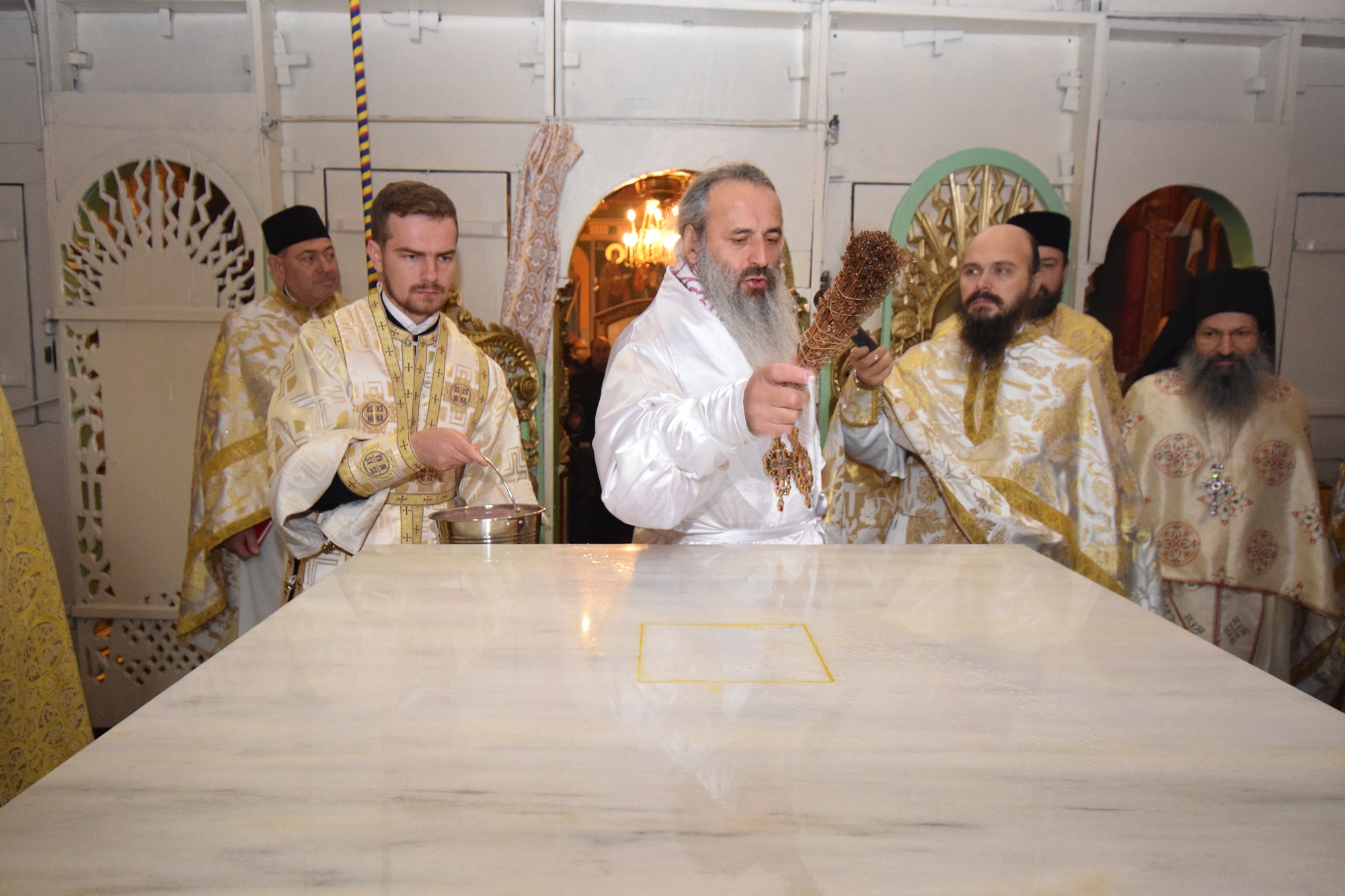 „Cuvântul lui Dumnezeu este sămânță; intră în inima noastră și se înrădăcinează acolo”