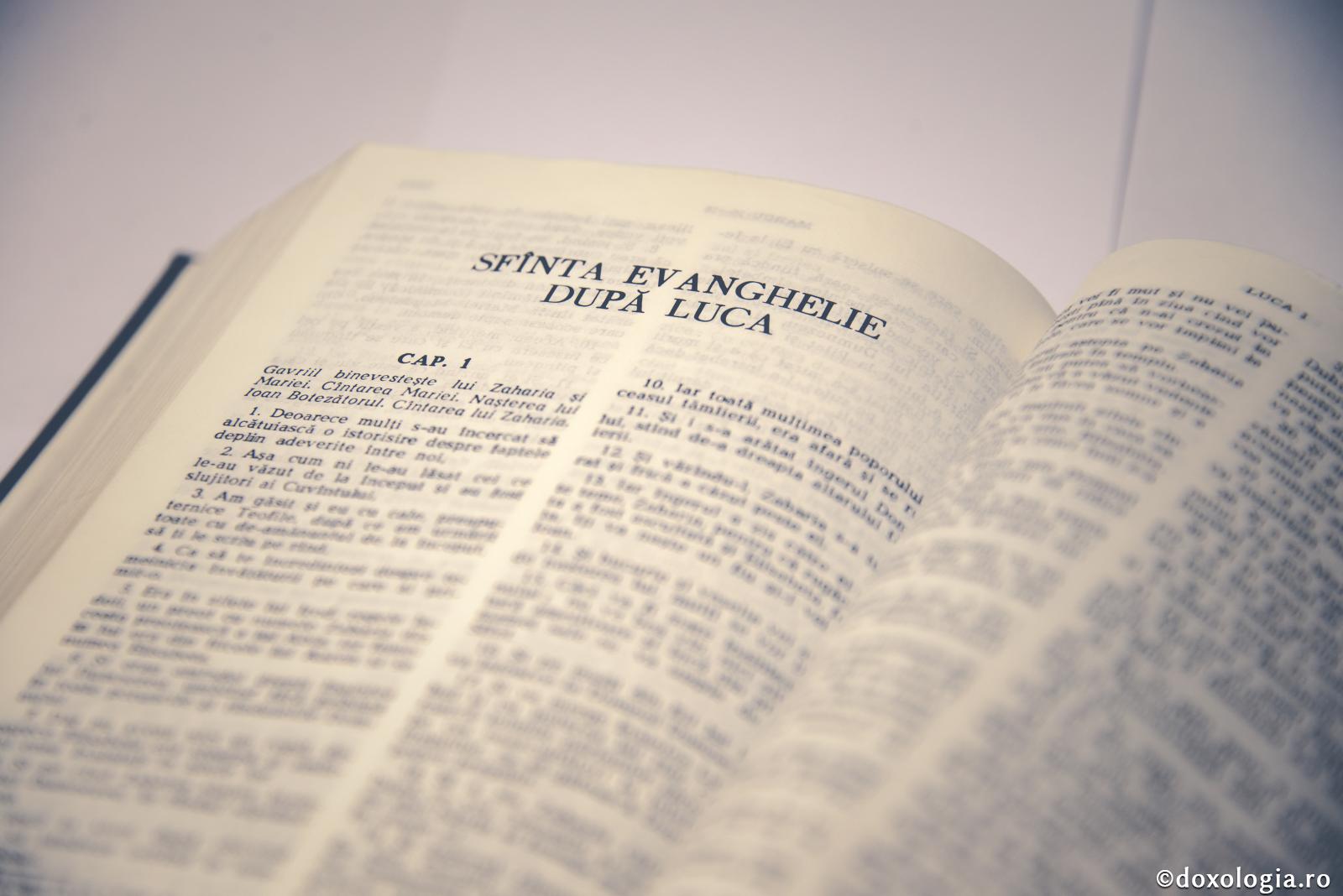 Tinerii şi Sfânta Scriptura