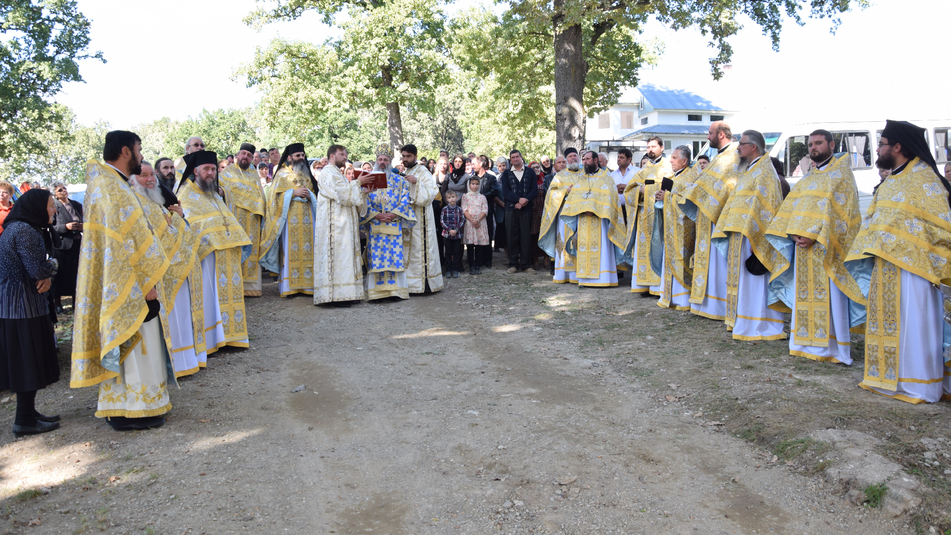 „Dacă omul nu este în legătură cu Biserica, credința sa în Dumnezeu este mincinoasă”