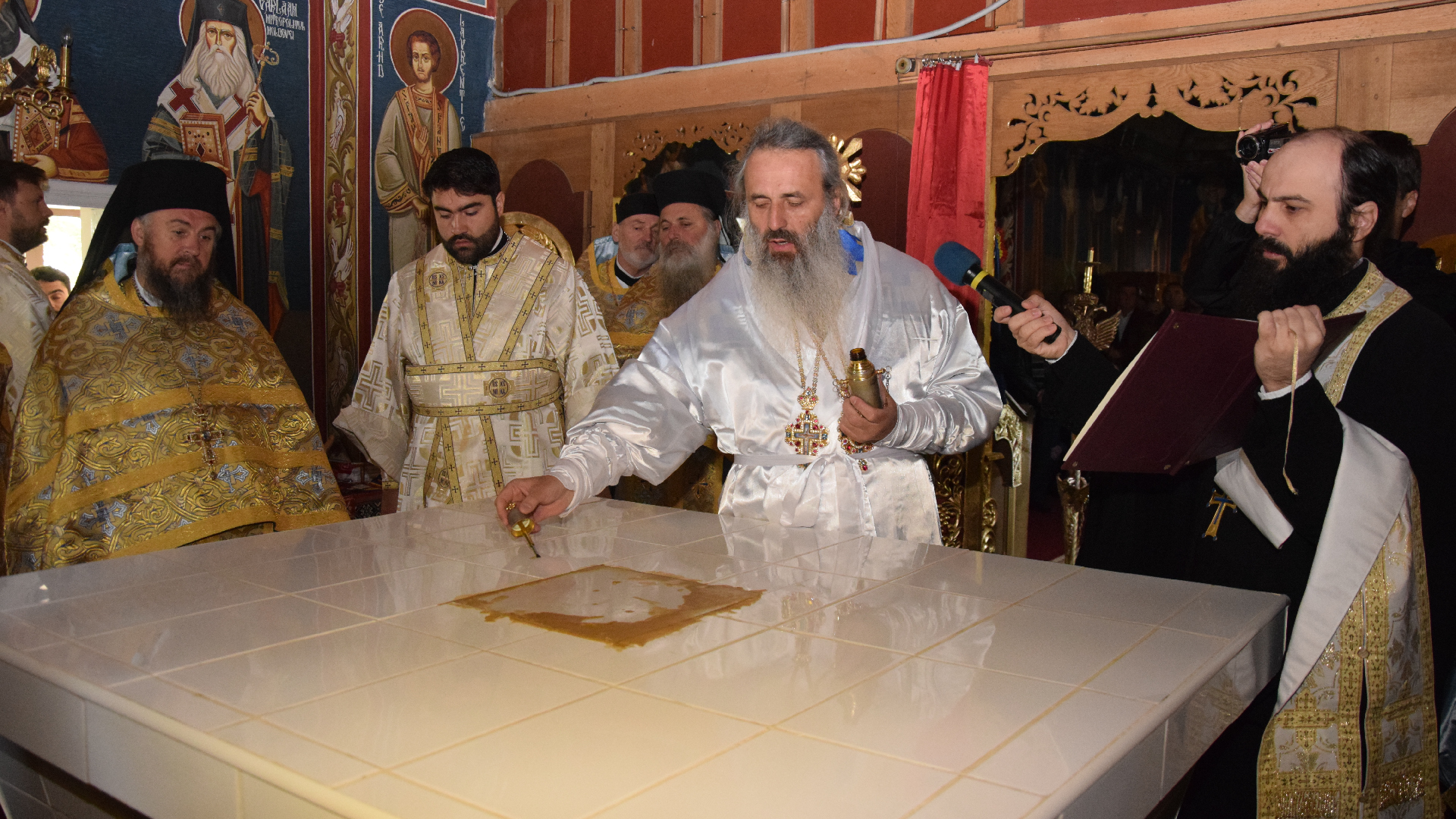 „Dacă omul nu este în legătură cu Biserica, credința sa în Dumnezeu este mincinoasă”