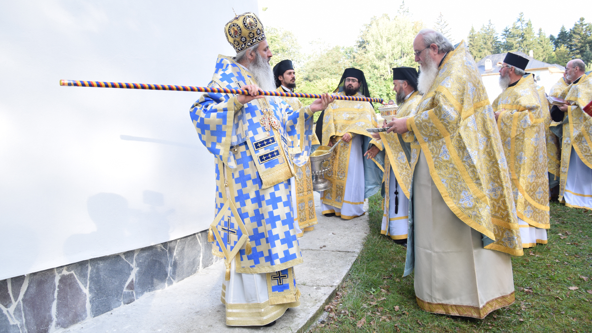 „Dacă omul nu este în legătură cu Biserica, credința sa în Dumnezeu este mincinoasă”
