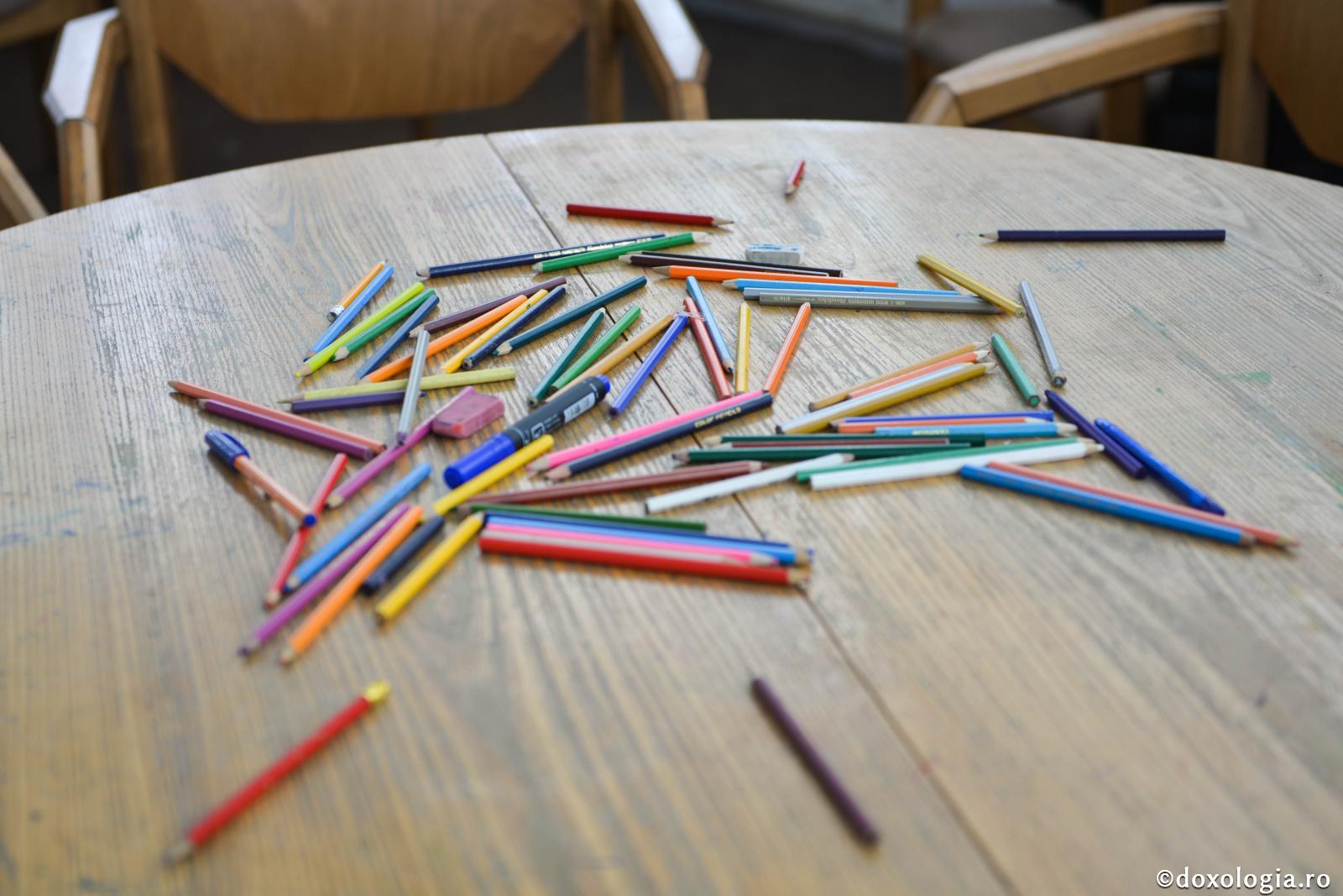 Cum pot să ajut un prieten despre care de curând am aflat că este homosexual, deși înainte mergea la Biserică?