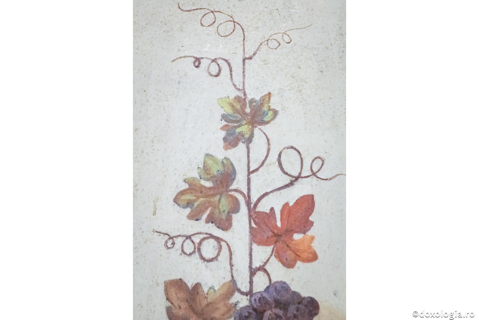 Coșulețul cu struguri