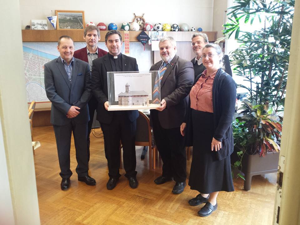 Prezentarea machetei Bisericii din sectorul 2 autorităţilor locale şi Conferinţei Episcopilor Ortodocşi din Austria