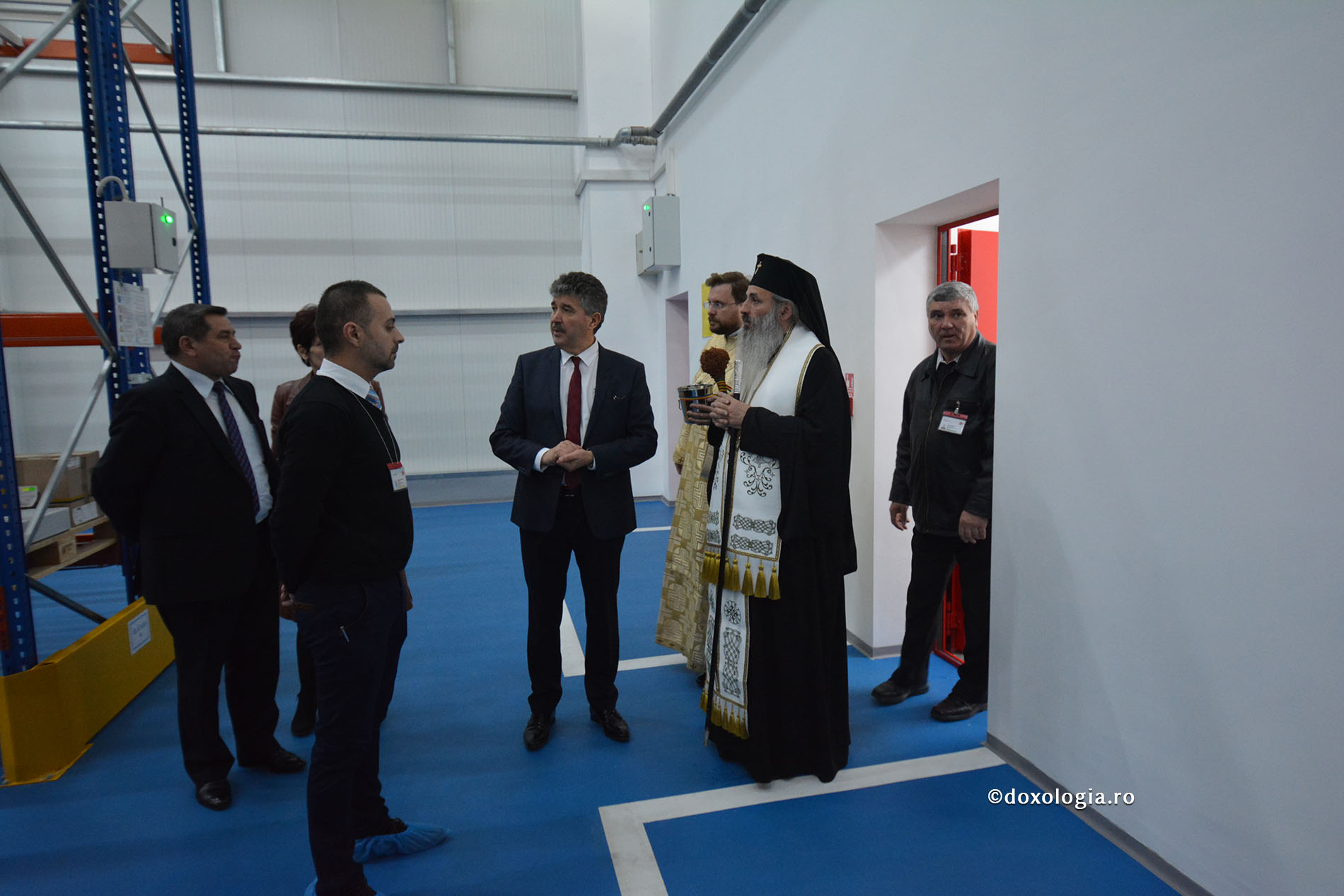 Slujbă de binecuvântare la compania de stat Antibiotice S.A. din Iași