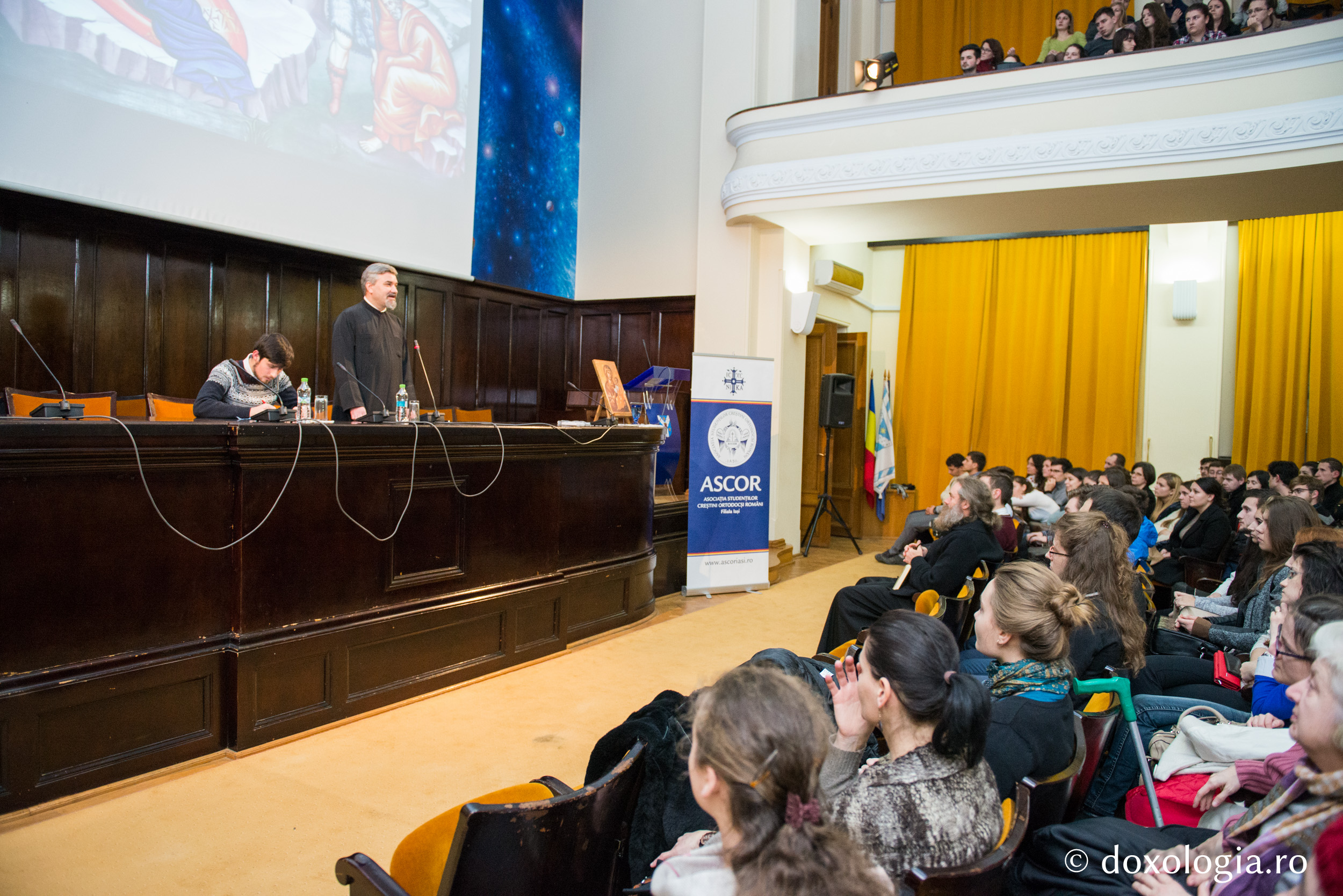 Conferință ASCOR Iași: „Timpul și vârsta tinereții”