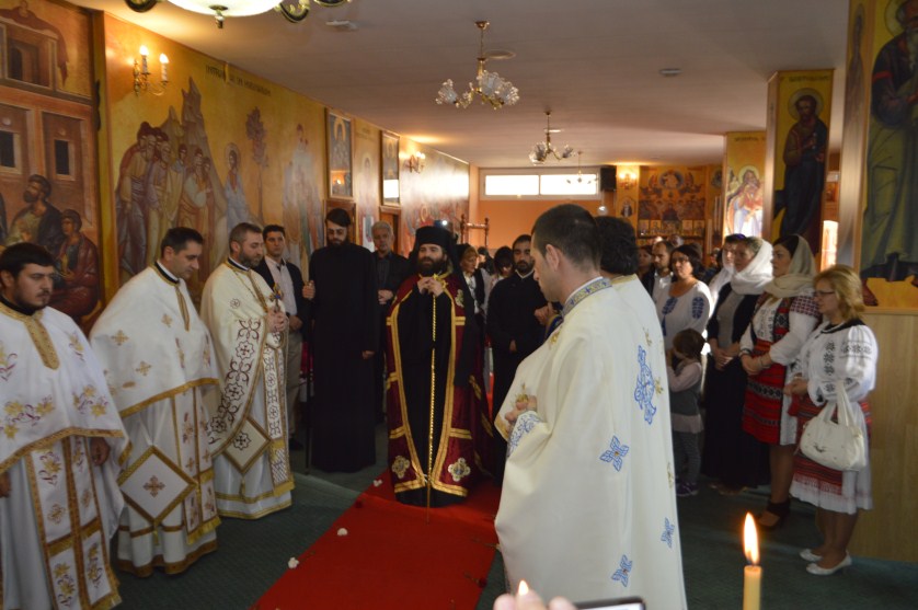 Hramul parohiei Parla