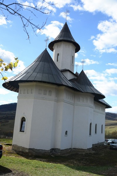 Rugăciuni în cinstea Sfântului Mina, la schitul din Mastacăn