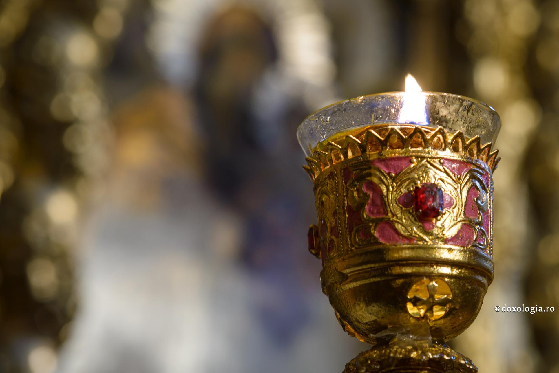 Aprindeți candelele și pentru victimele din Colectiv!