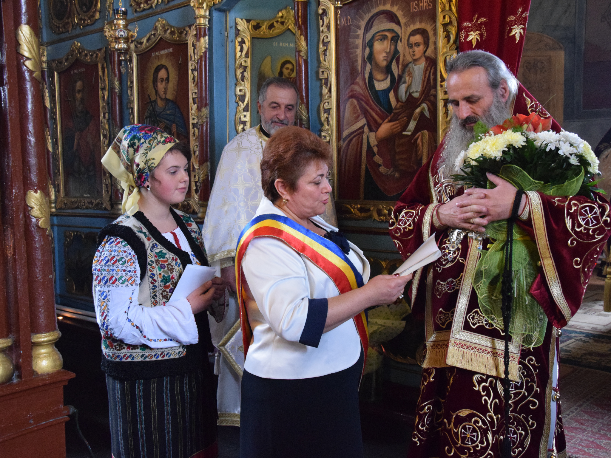 IPS Mitropolit Teofan a oficiat Taina Botezului pentru pruncul Matei-Nectarie