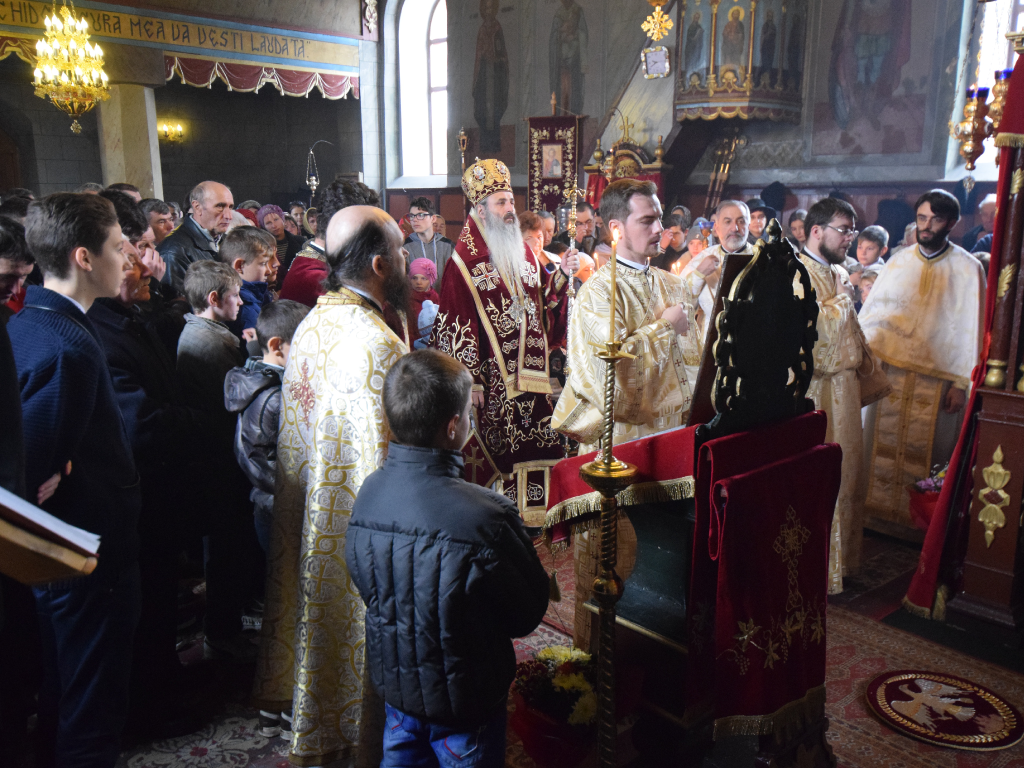 IPS Mitropolit Teofan a oficiat Taina Botezului pentru pruncul Matei-Nectarie