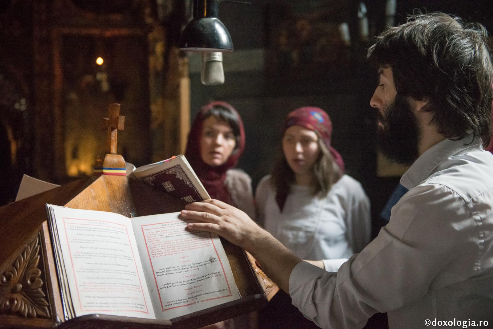 Slujind cu plăcere...