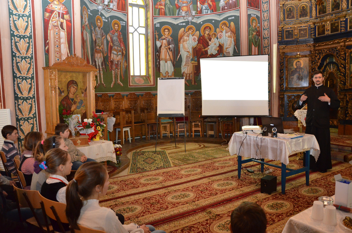 Chipuri de mari păstori de suflete, evocate în cadrul Cercului pastoral „Sfânta Cuvioasă Parascheva“ al Protopopiatului 2 Iaşi