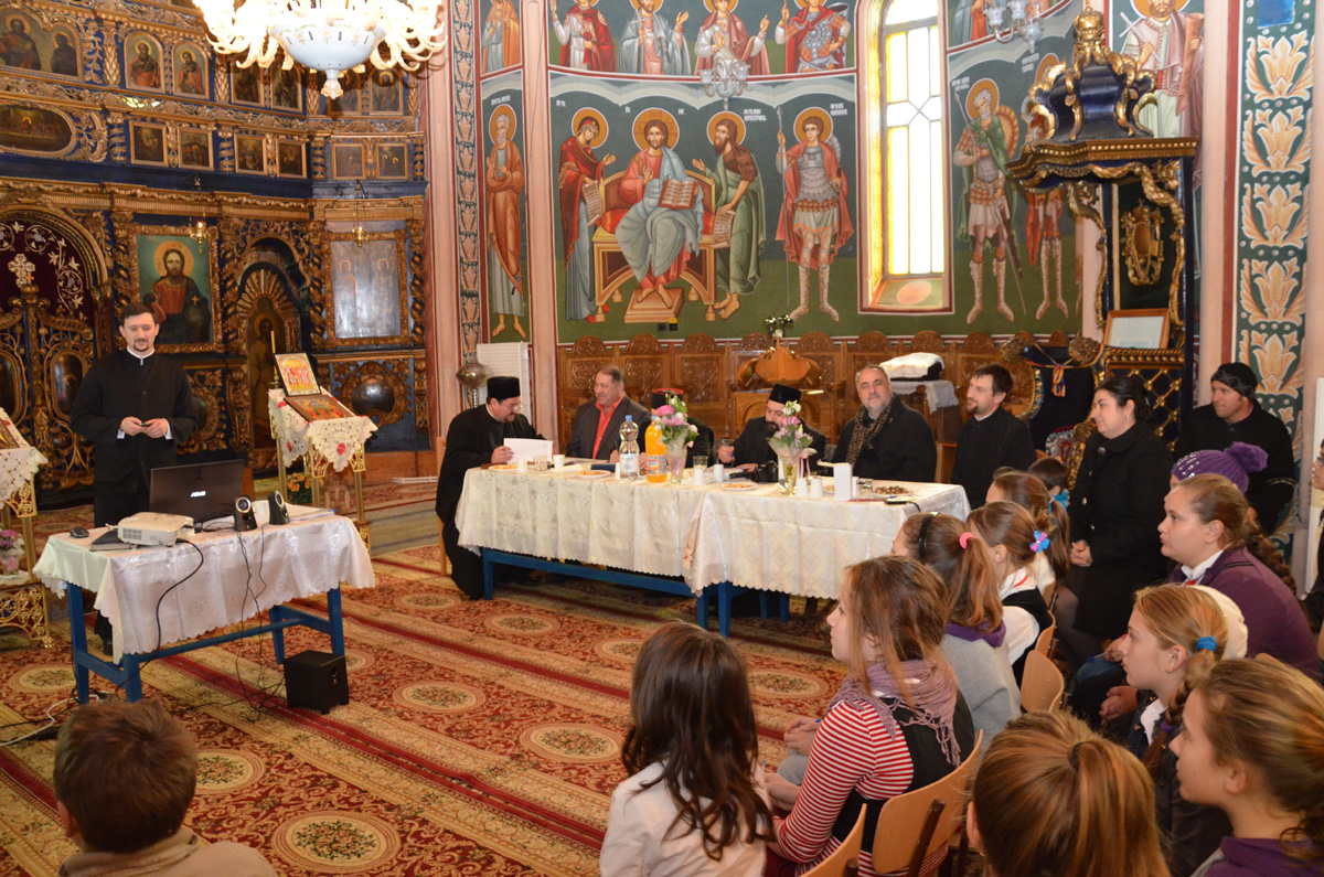 Chipuri de mari păstori de suflete, evocate în cadrul Cercului pastoral „Sfânta Cuvioasă Parascheva“ al Protopopiatului 2 Iaşi
