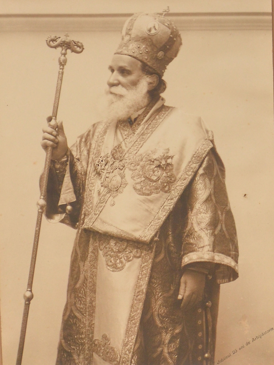 Parastas pentru Mitropolitul Pimen Georgescu