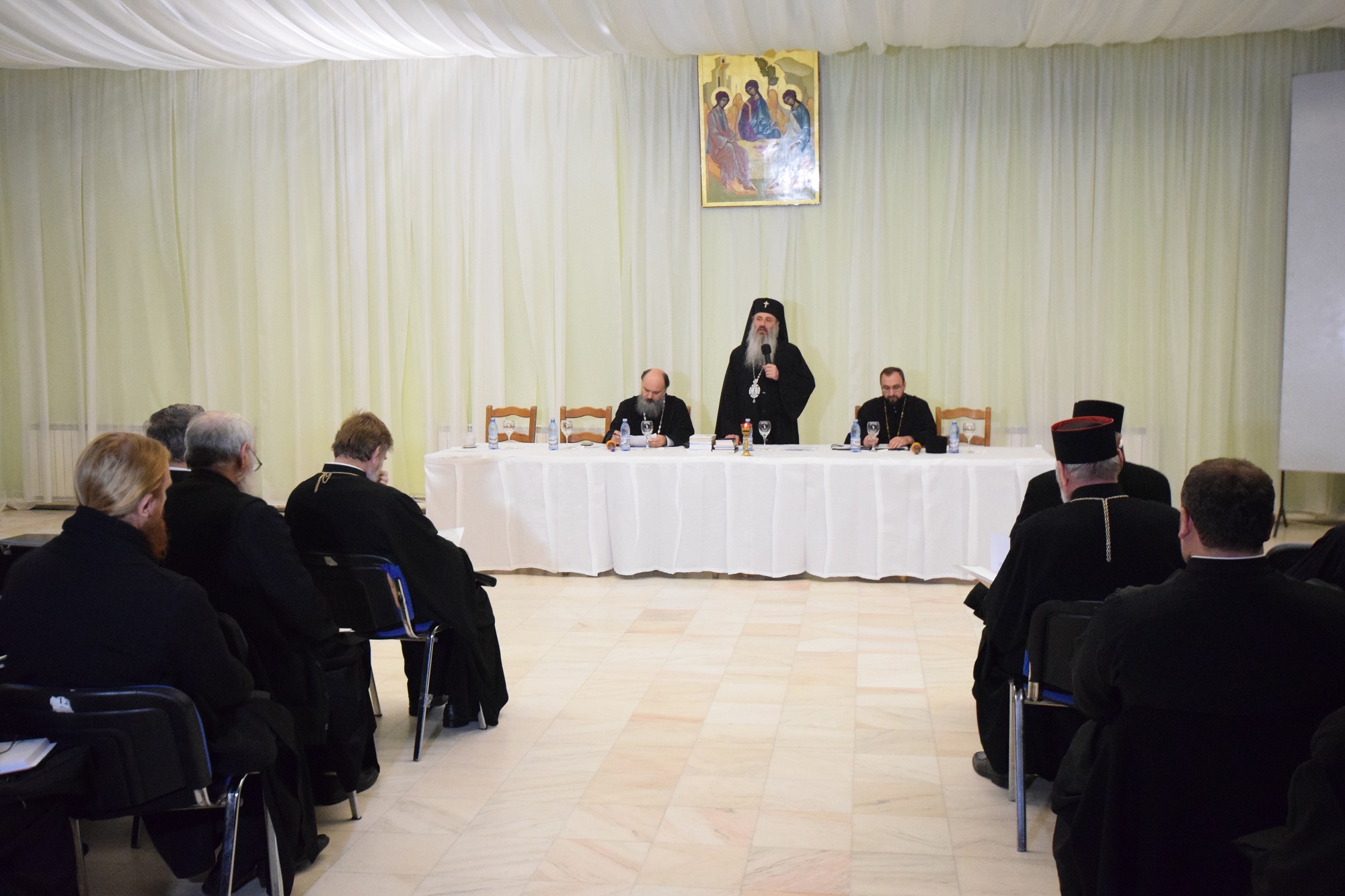 Conferinţă preoţească la Iaşi, cu tema „Parohia - adunare euharistică şi spital duhovnicesc“ Conferinţă preoţească la Iaşi, cu tema „Parohia - adunare euharistică şi spital duhovnicesc“