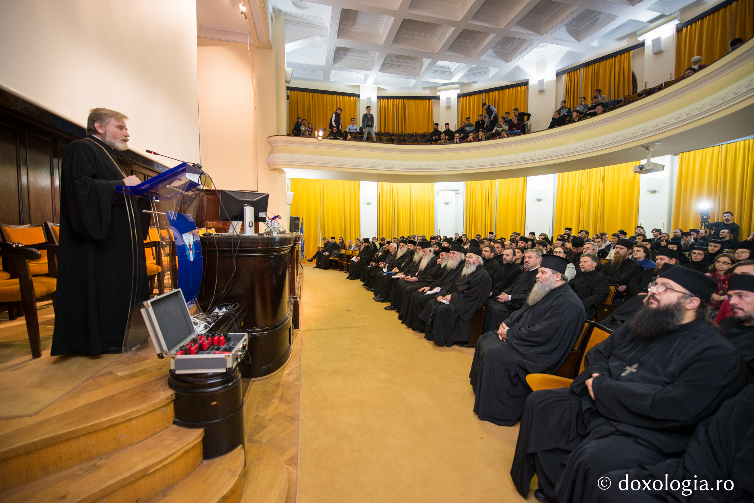 Părintele Dionisie de la Colciu - deschiderea oficială a Simpozionului