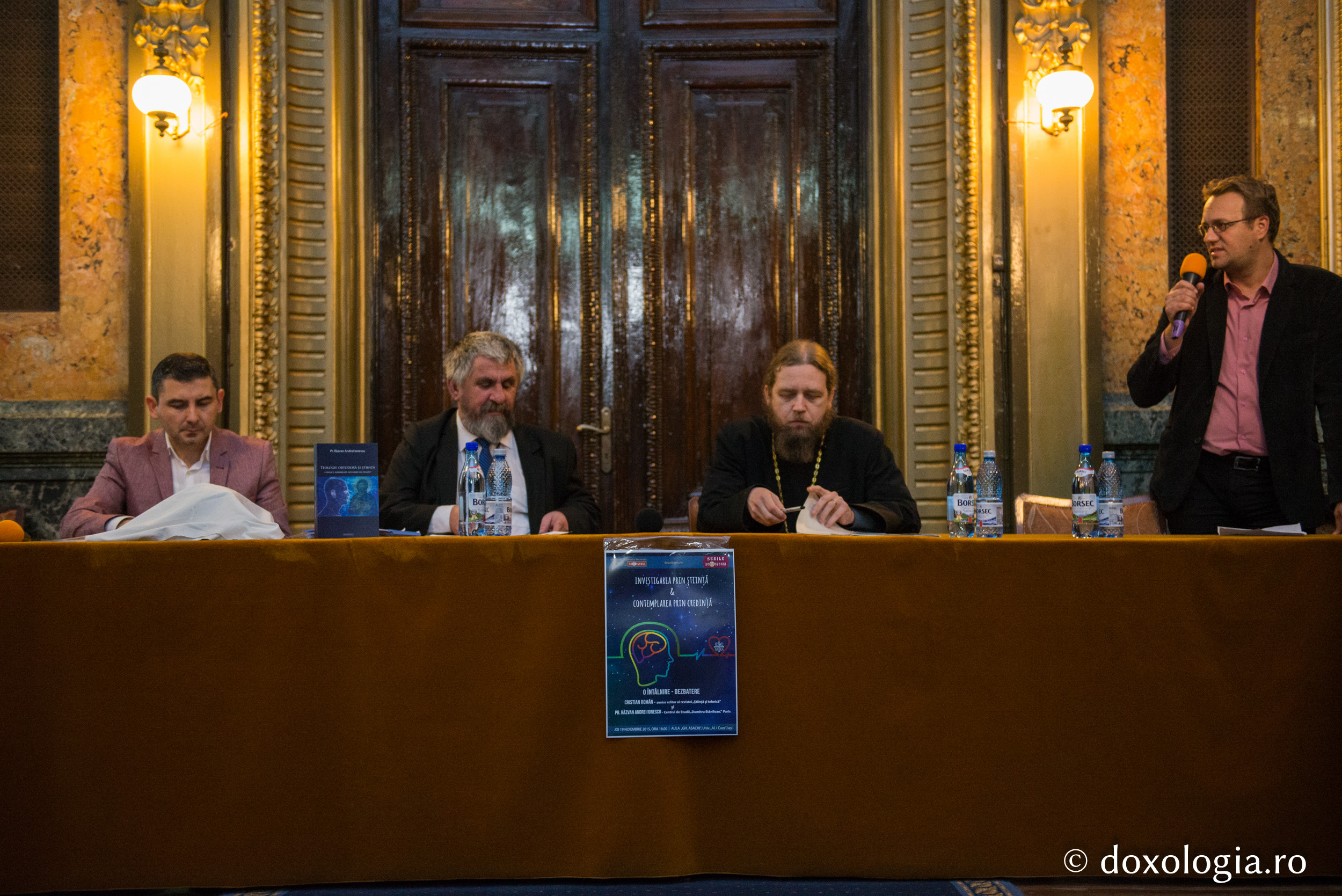 Știință versus credință sau știință și credință