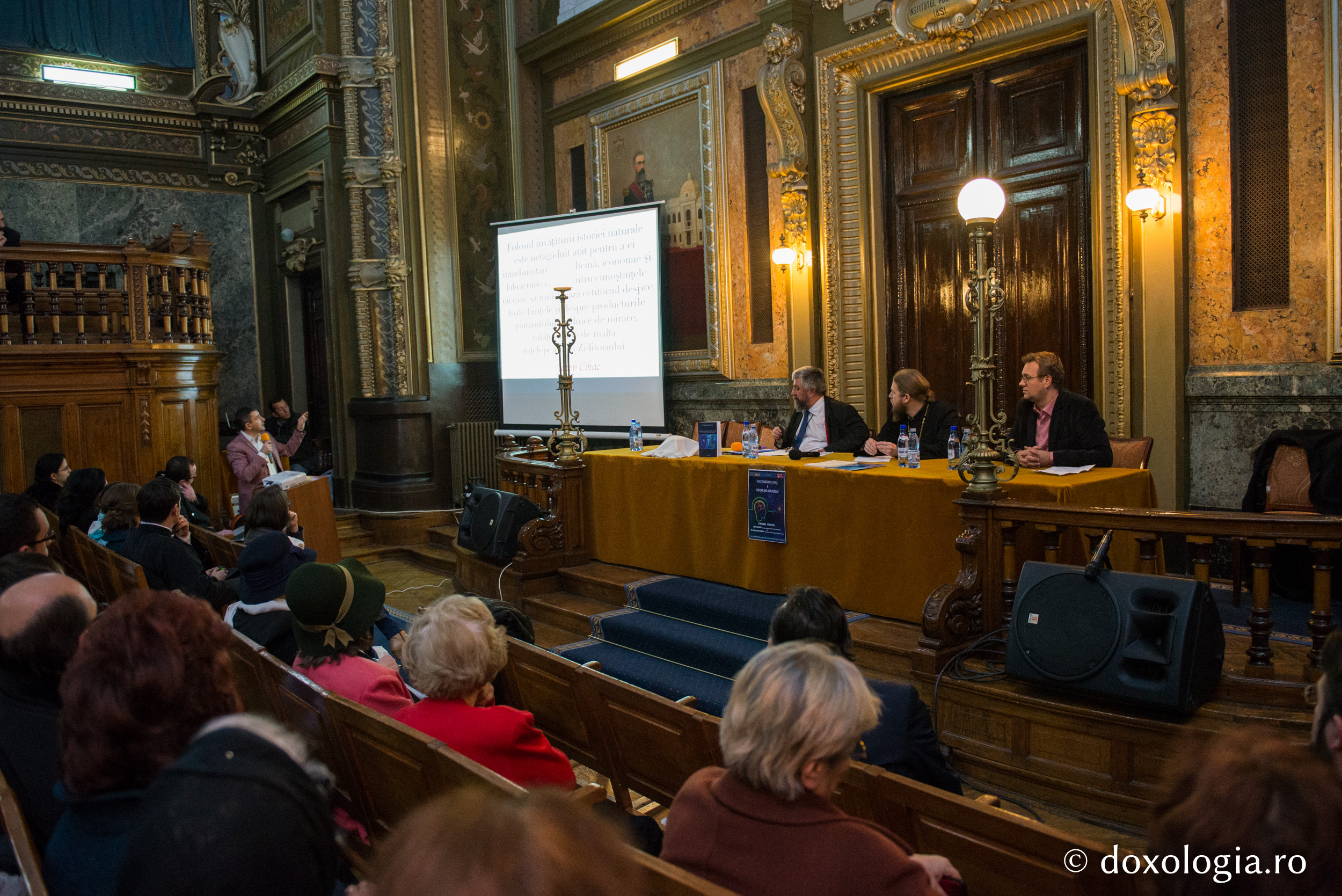 Știință versus credință sau știință și credință