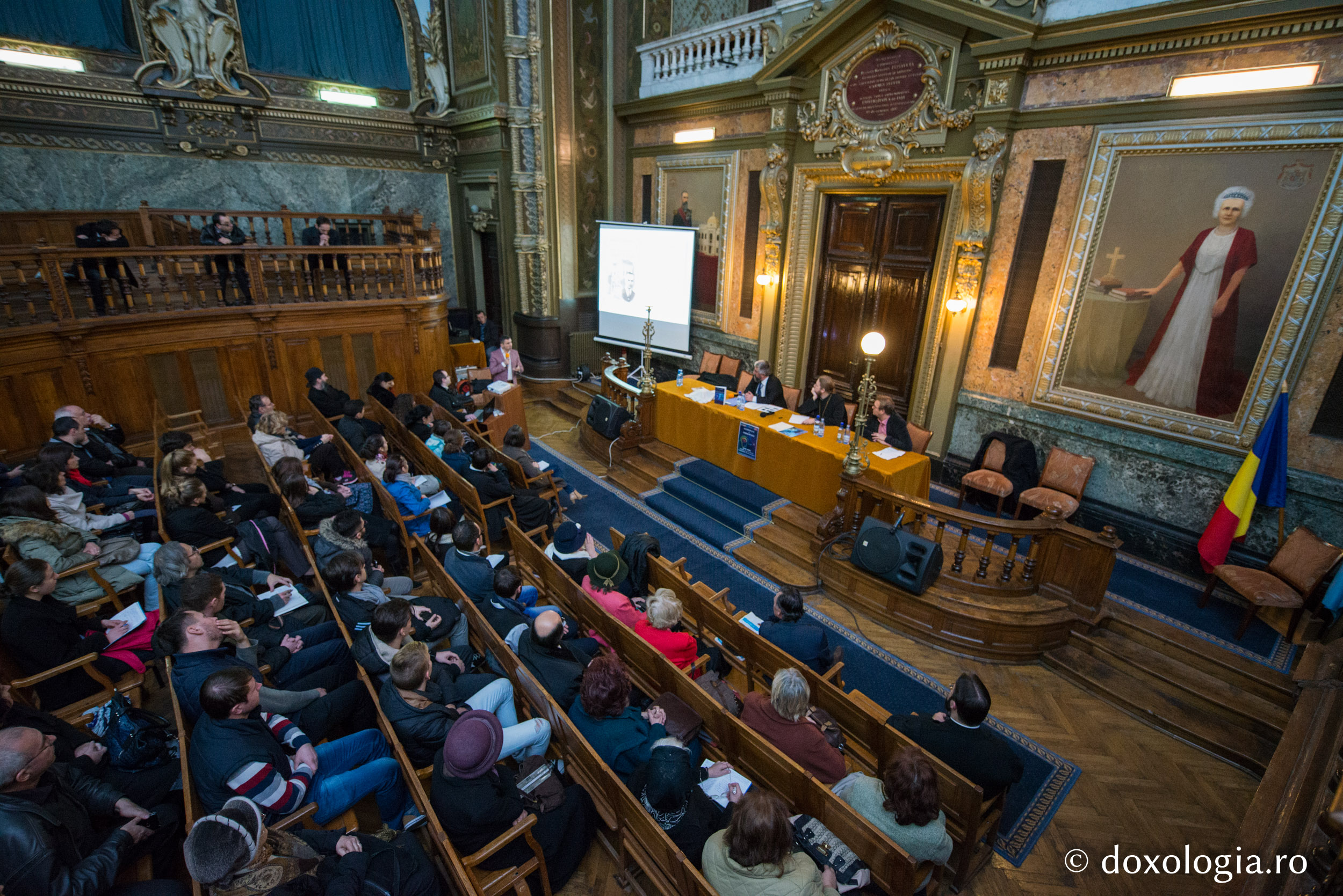 (VIDEO) Dialog între teologie și știință