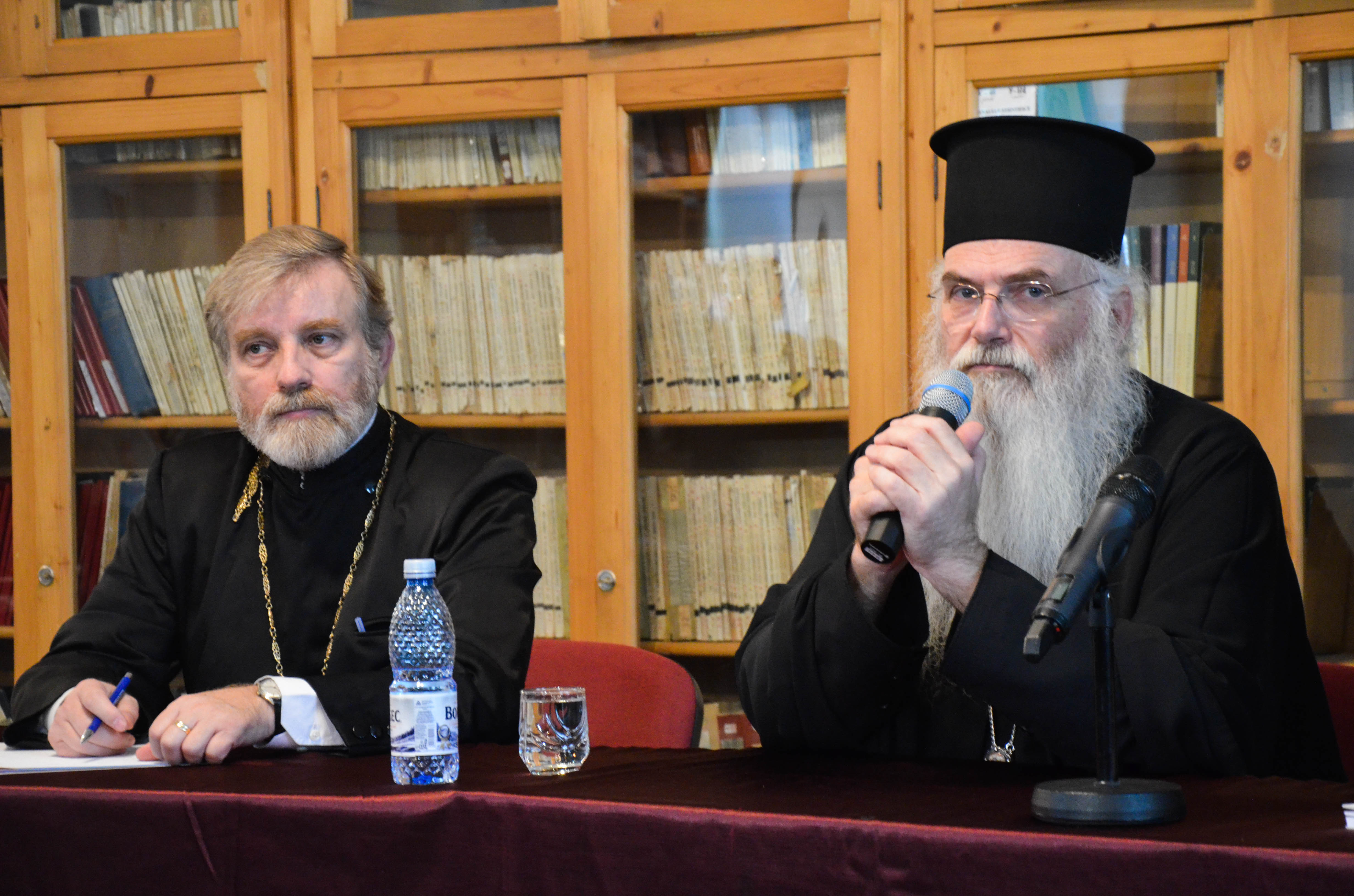 IPS Nicolae: „Mereu am vrut să mă asemăn cu sfinţii, nu cu oamenii de ştiinţă“