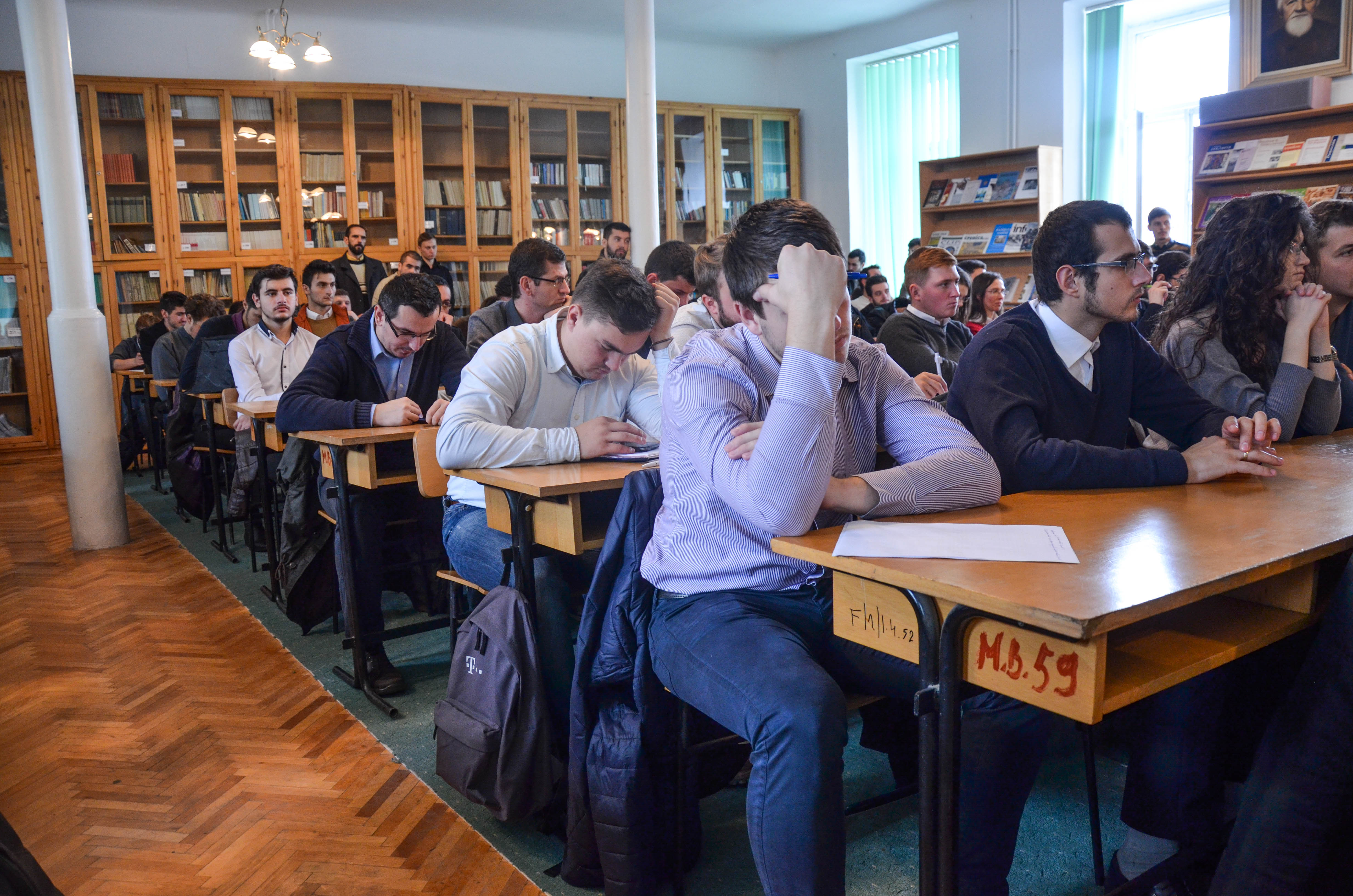 IPS Nicolae: „Mereu am vrut să mă asemăn cu sfinţii, nu cu oamenii de ştiinţă“