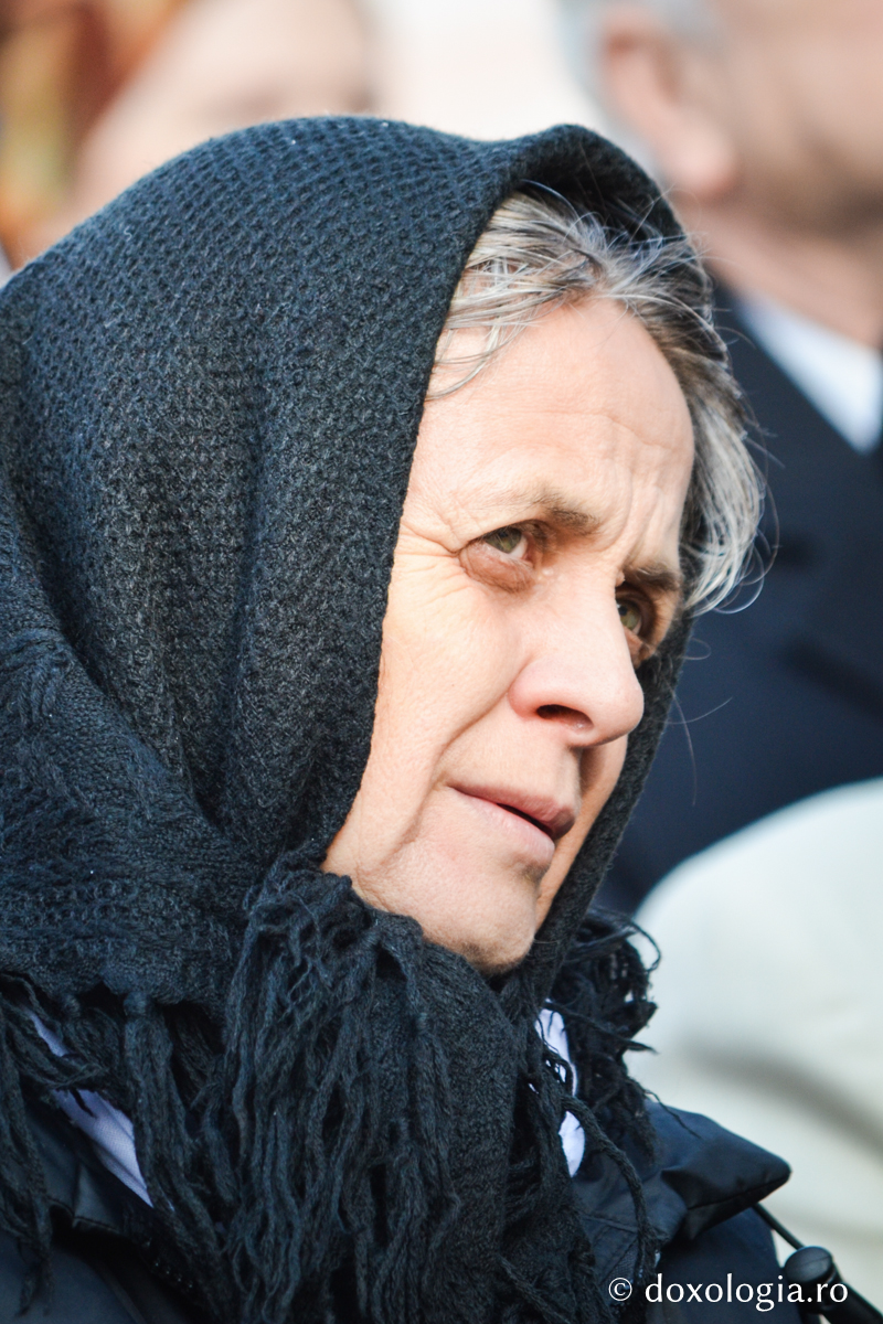 Cum își face omul rău singur